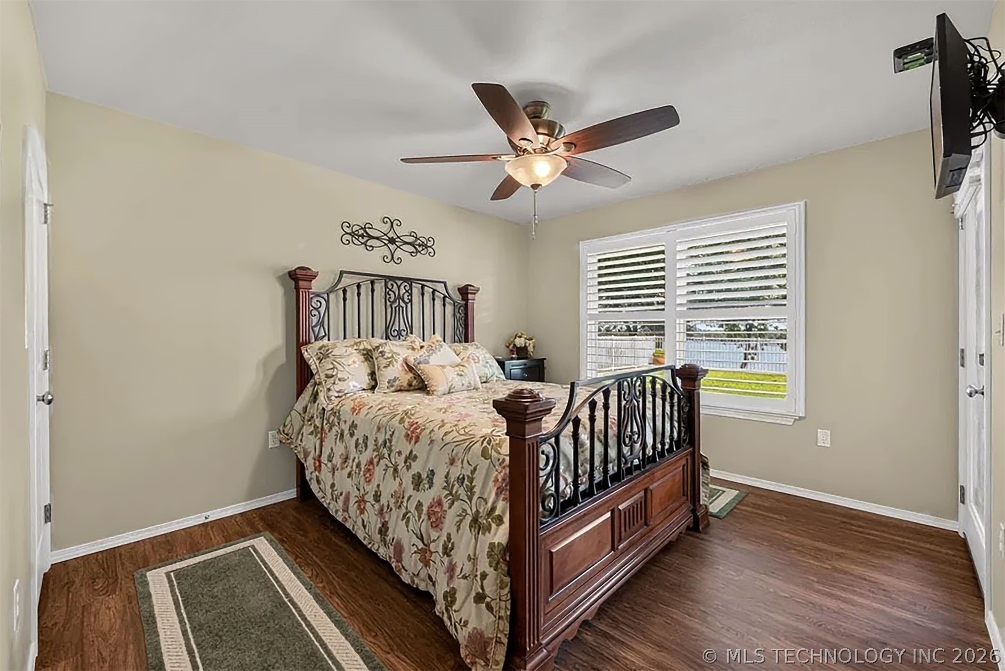 7 Foxwood Property Photo 24
