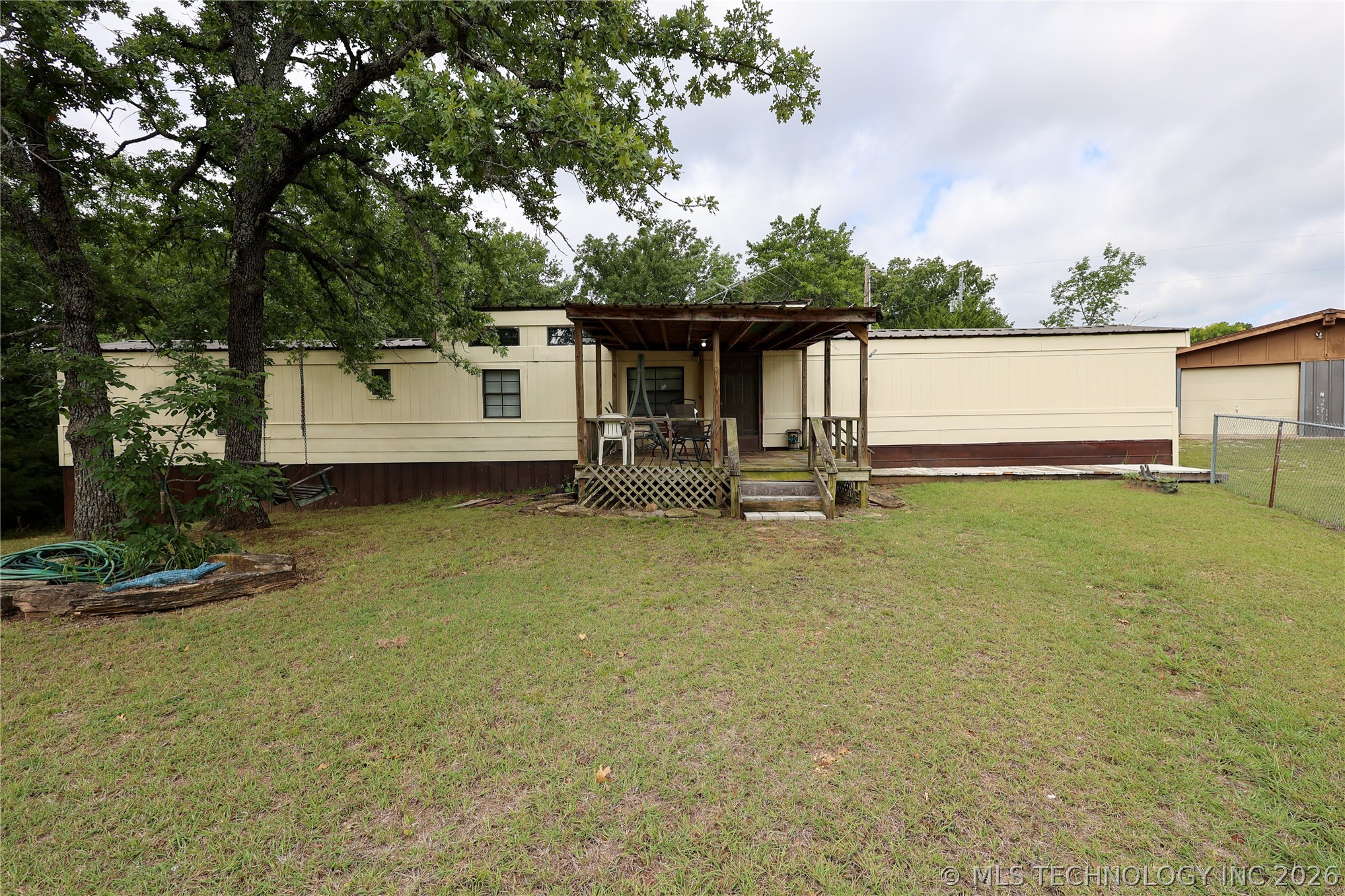 2766 Creek Property Photo 1
