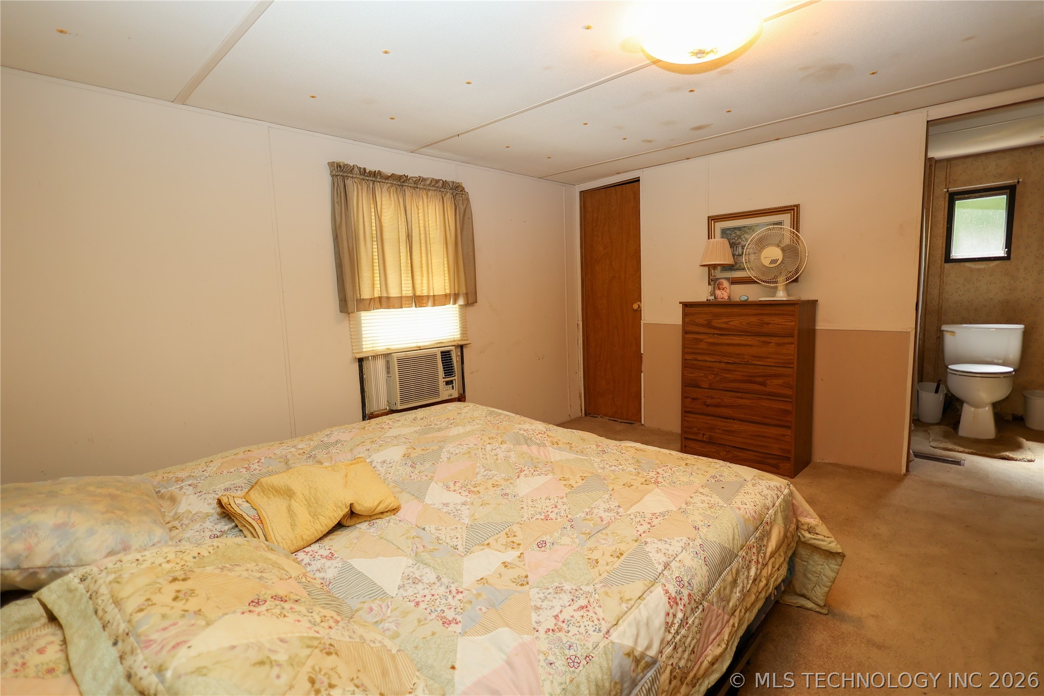2766 Creek Property Photo 14