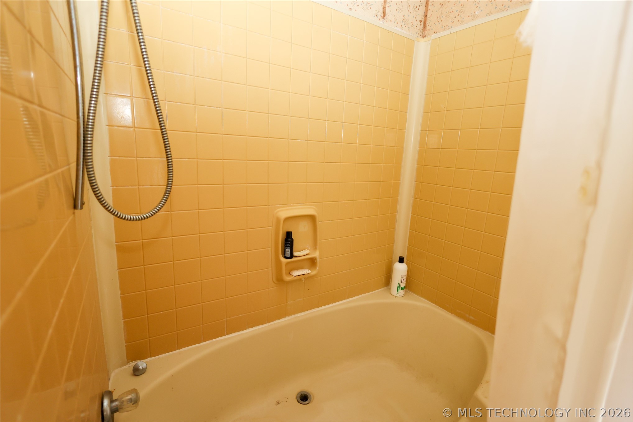 2766 Creek Property Photo 17