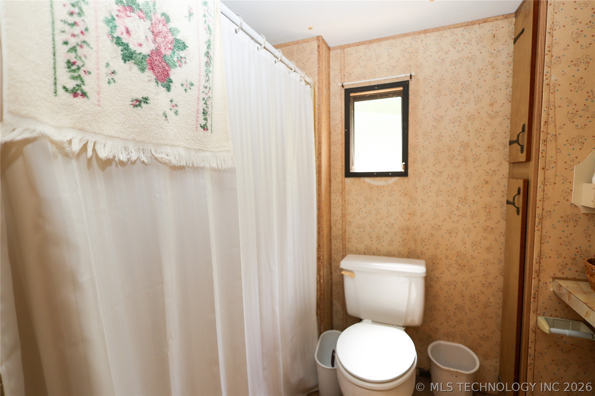 2766 Creek Property Photo 18