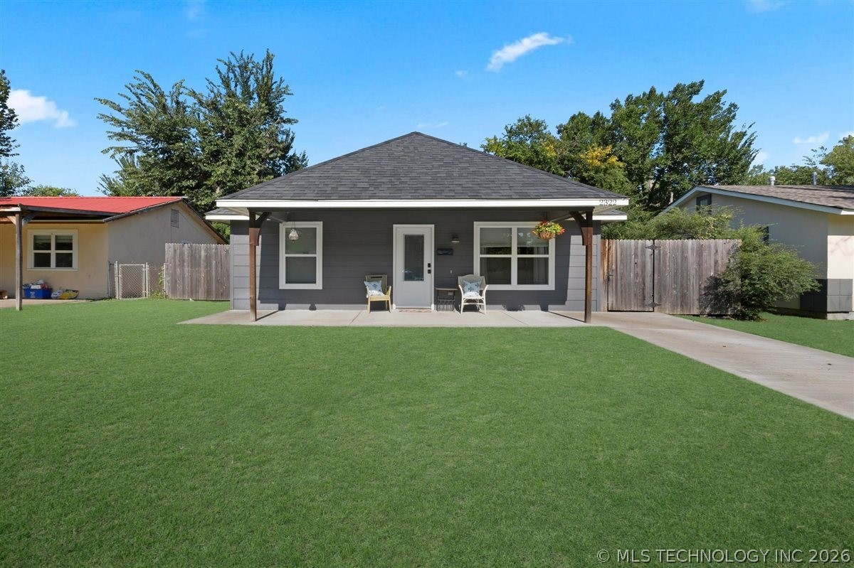 2322 S Cedar Street Property Photo 1