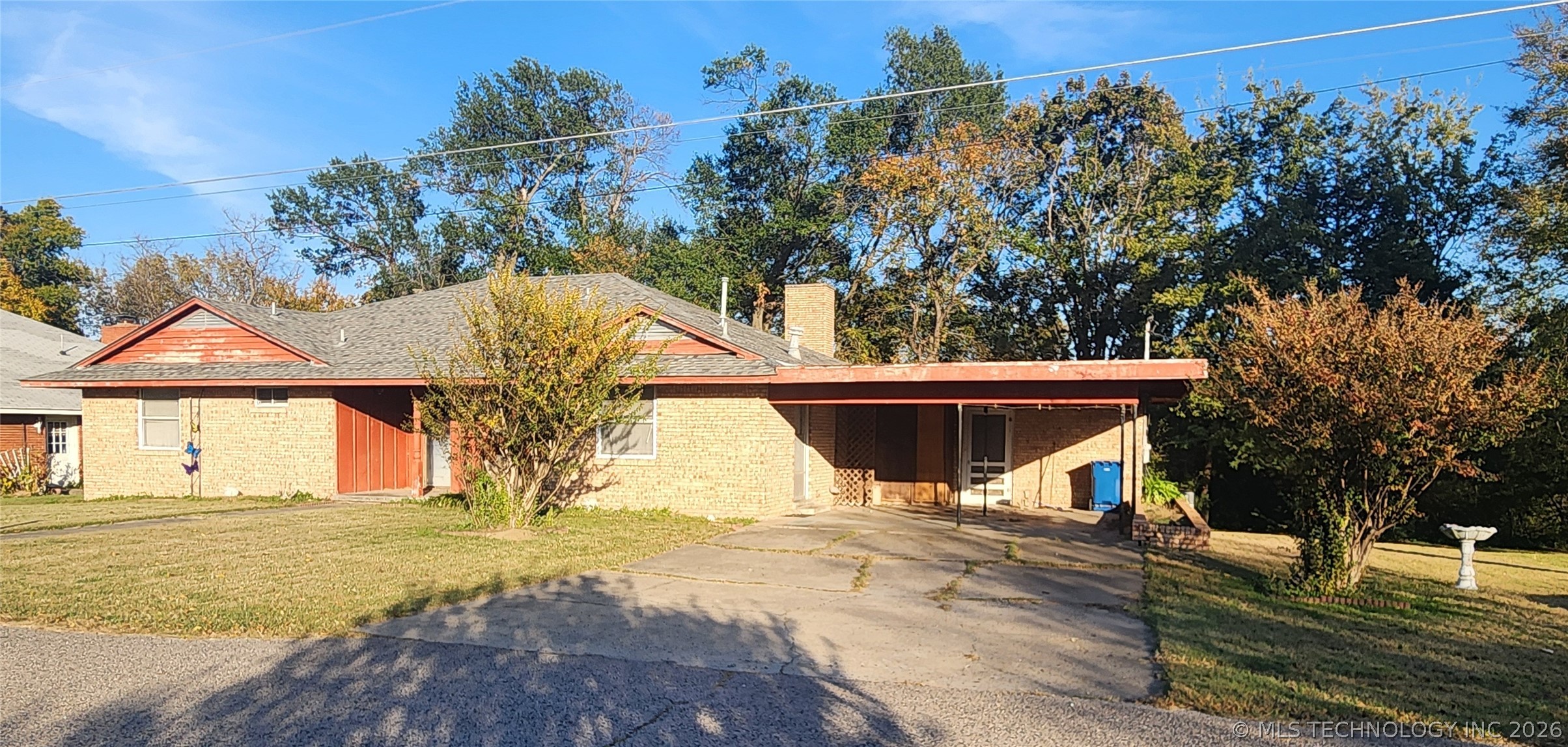 1672 S Velma Avenue Property Photo 11