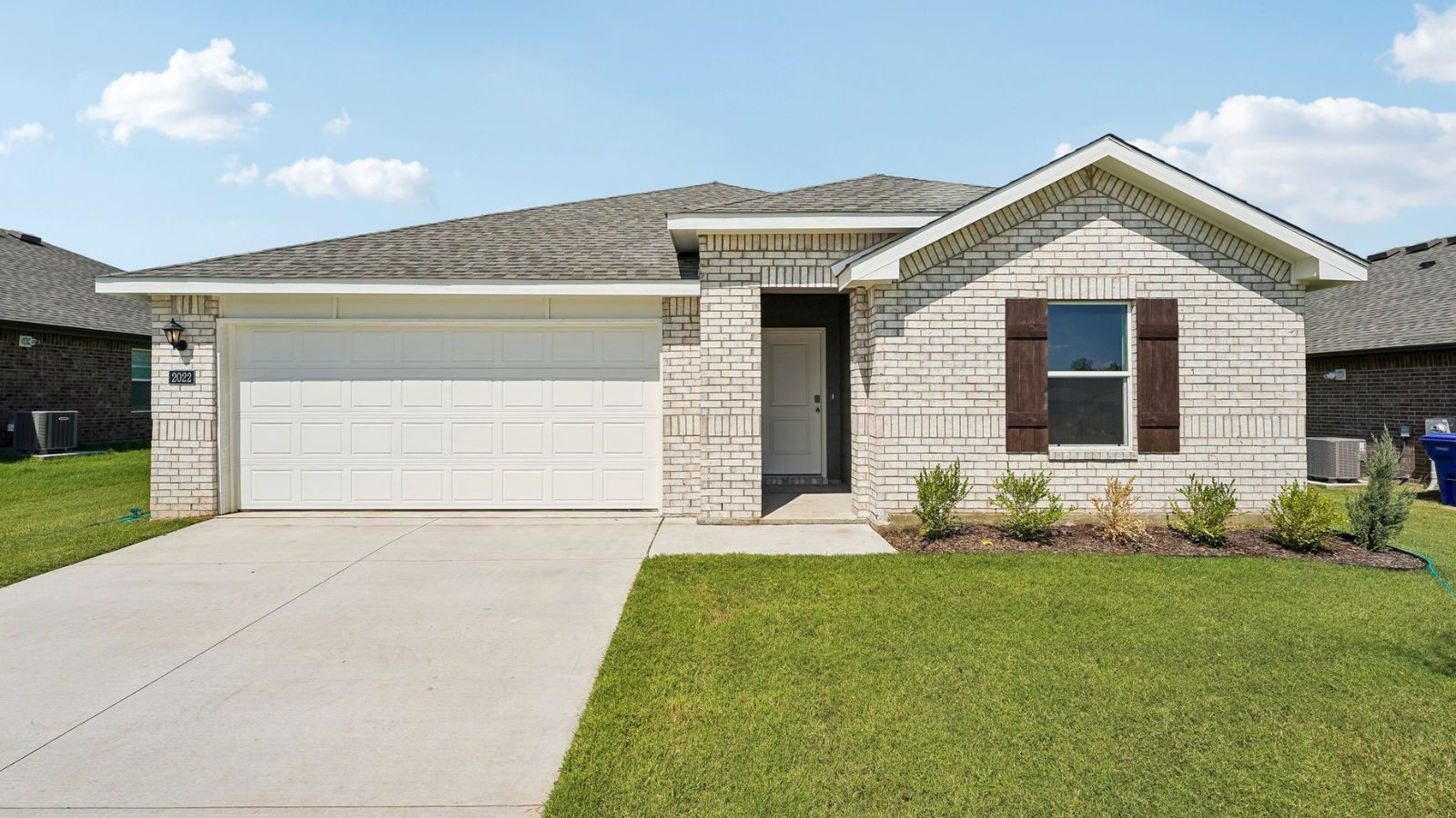 2022 E Toledo Street Property Photo 1