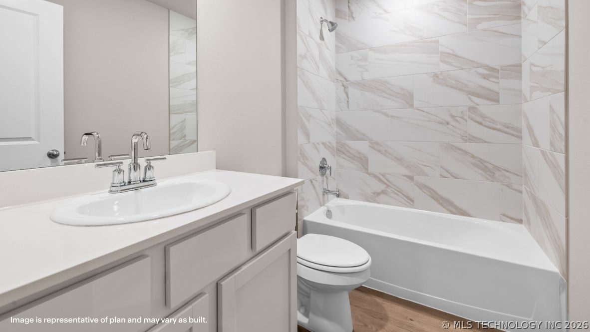2022 E Toledo Street Property Photo 12