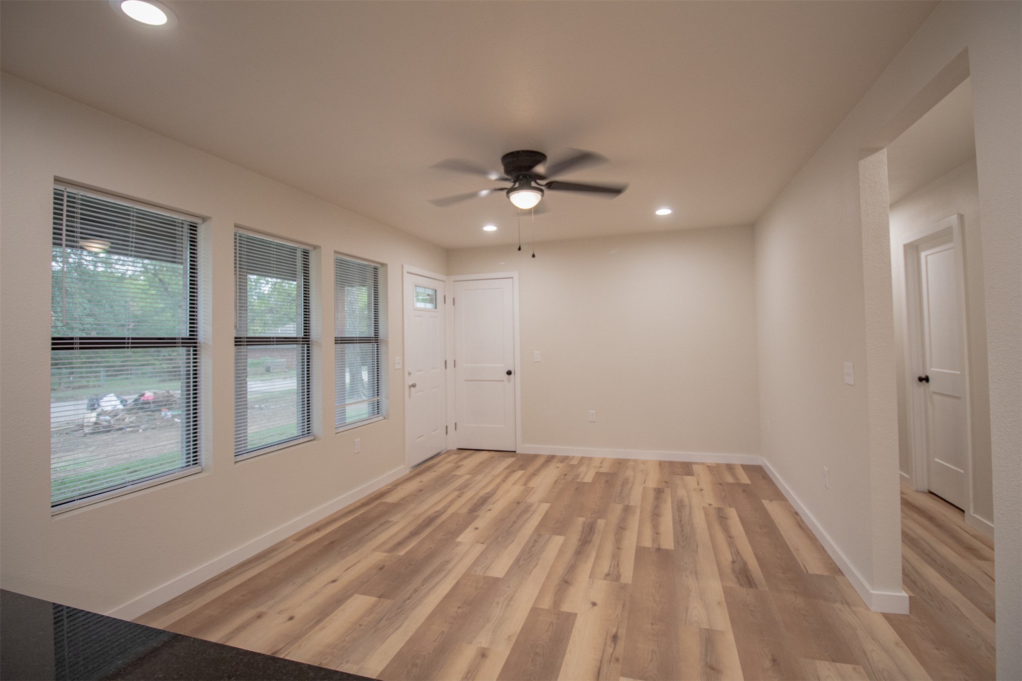1102 W Mulberry Property Photo 25