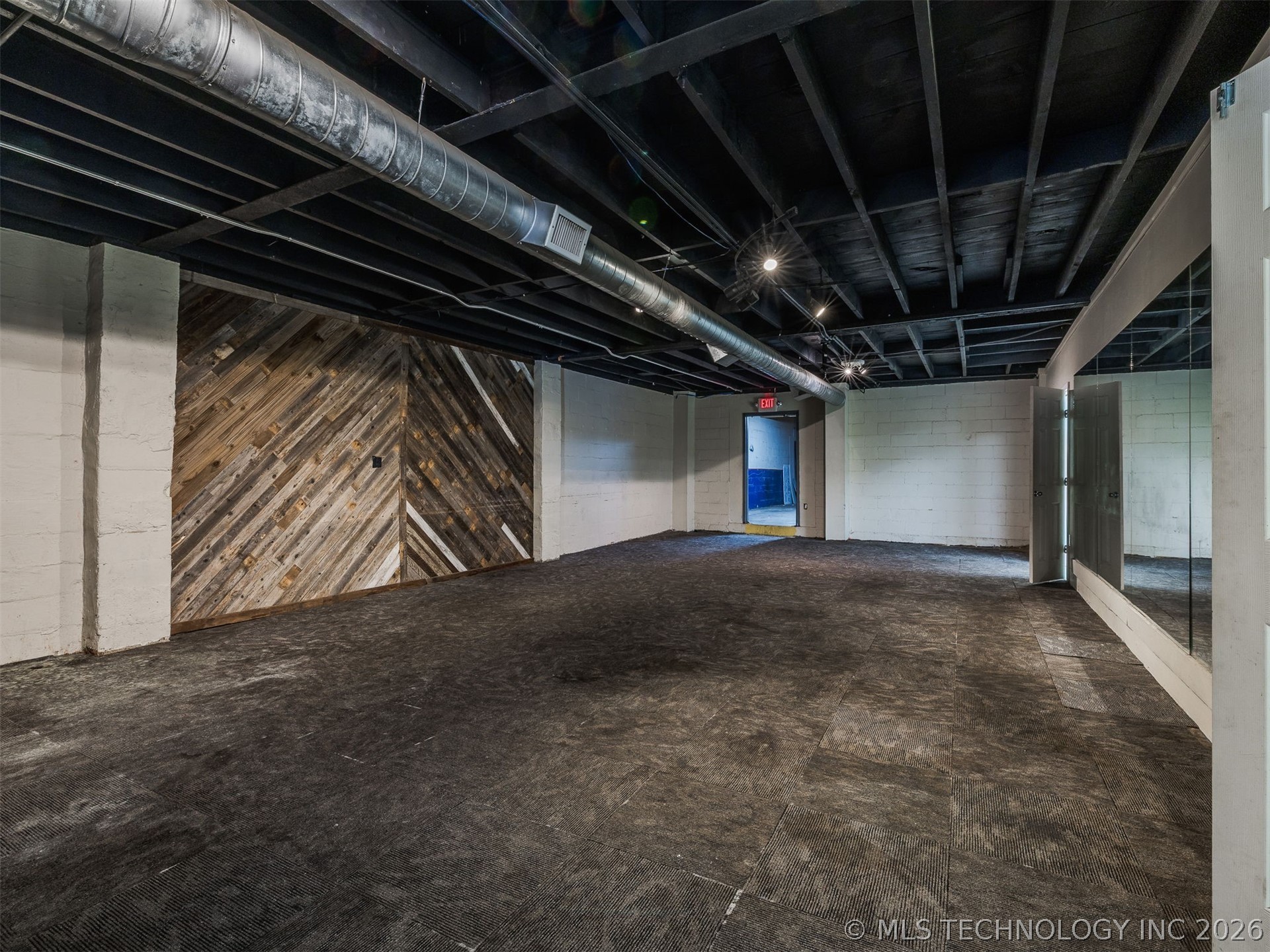 605 S Peoria Avenue Property Photo 23