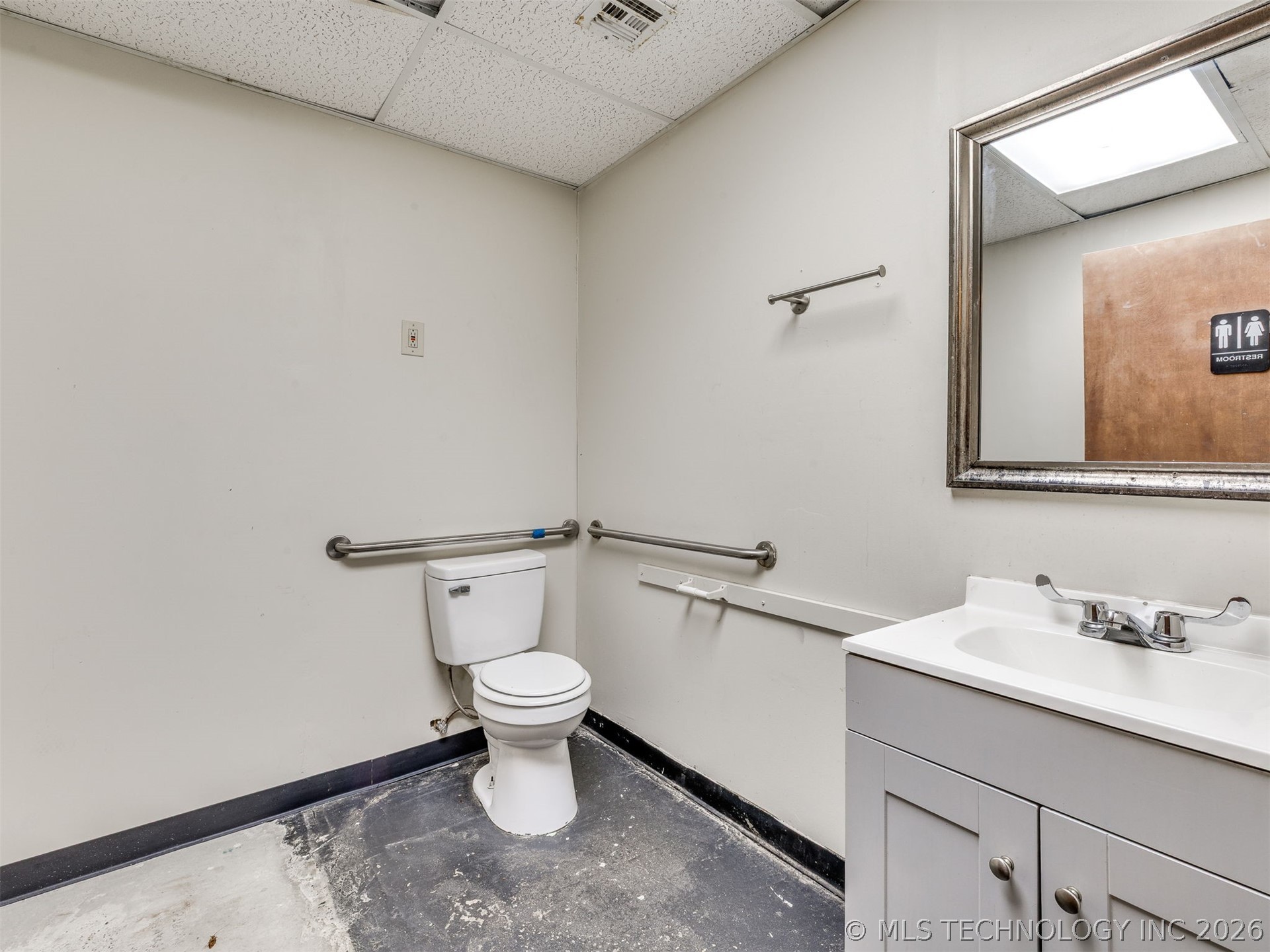 605 S Peoria Avenue Property Photo 33