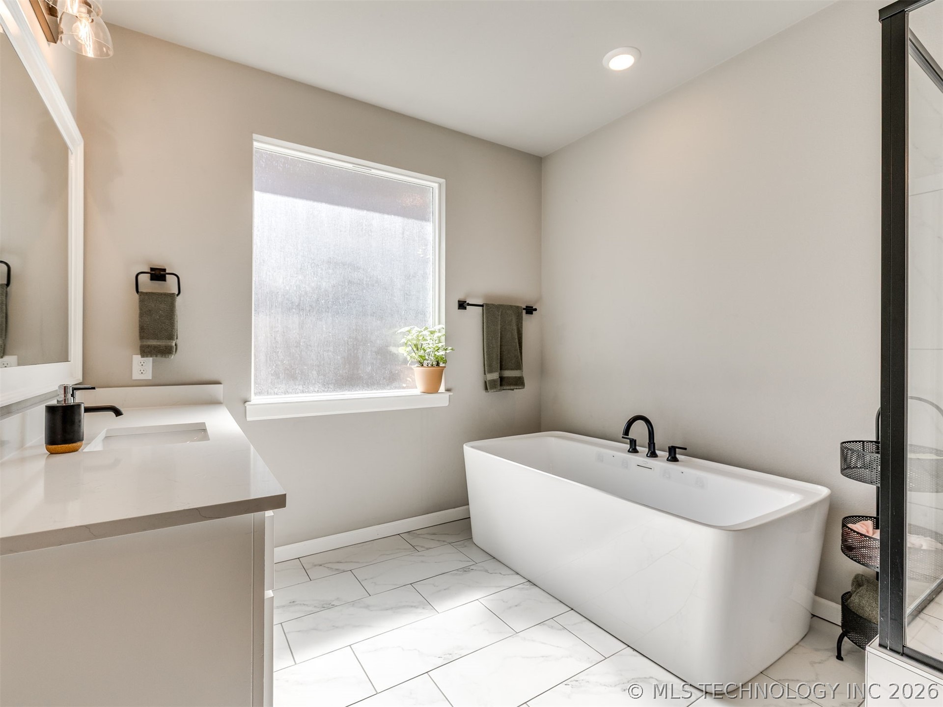 617 E 125th Place S Property Photo 15