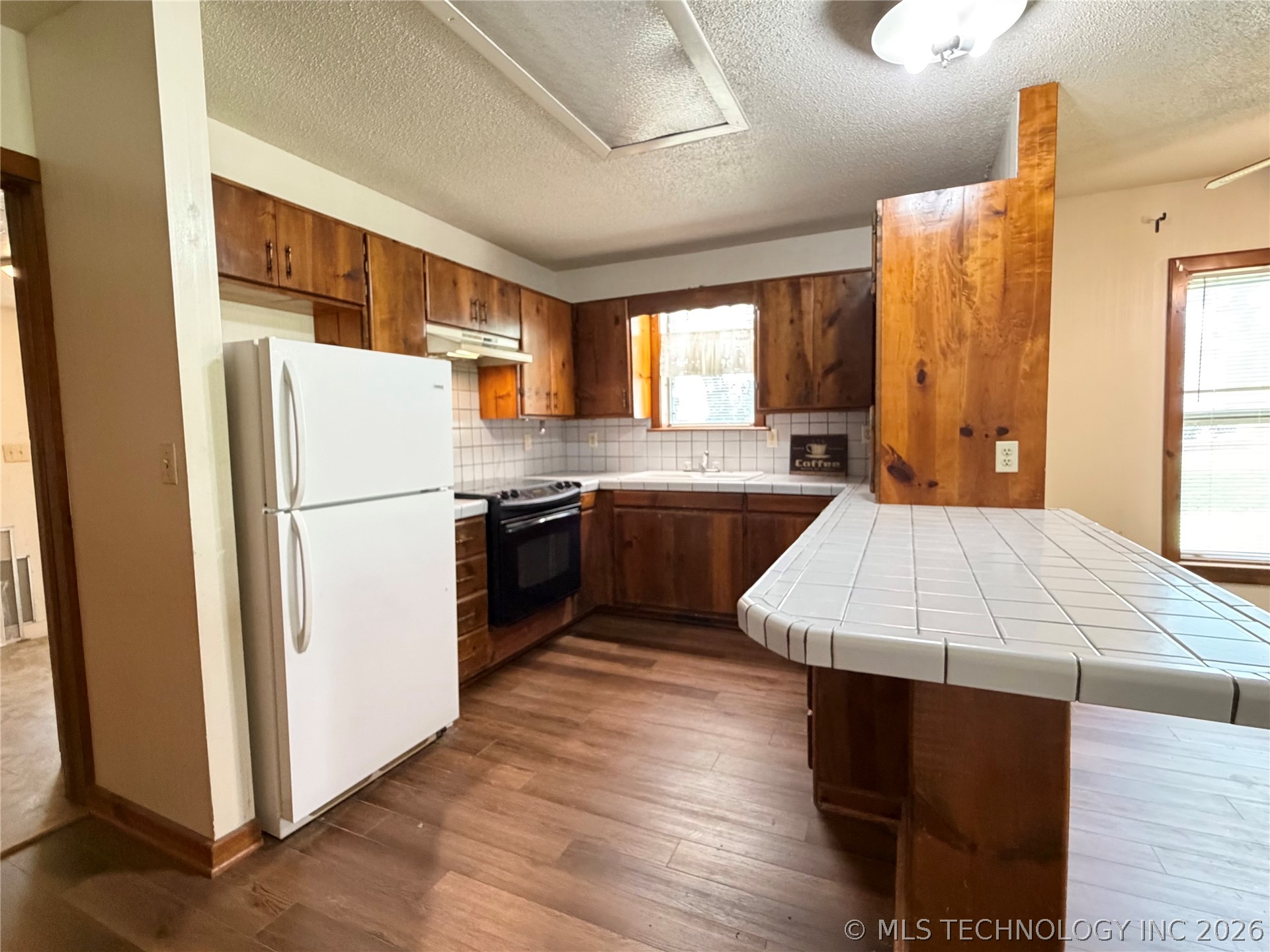 203 N E Street Property Photo 11