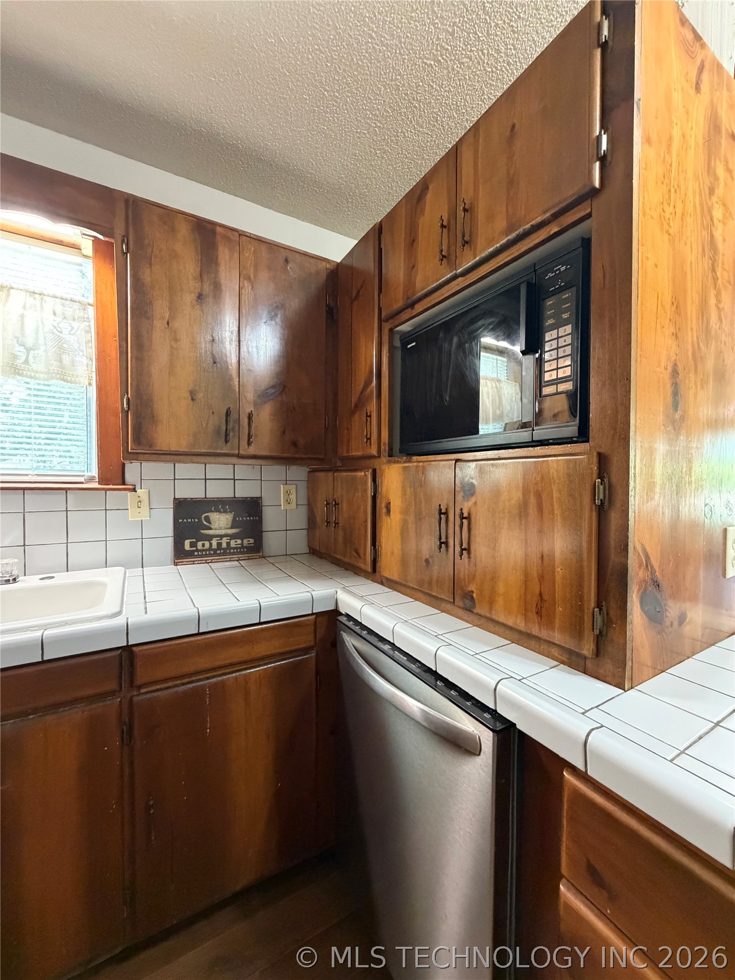 203 N E Street Property Photo 15
