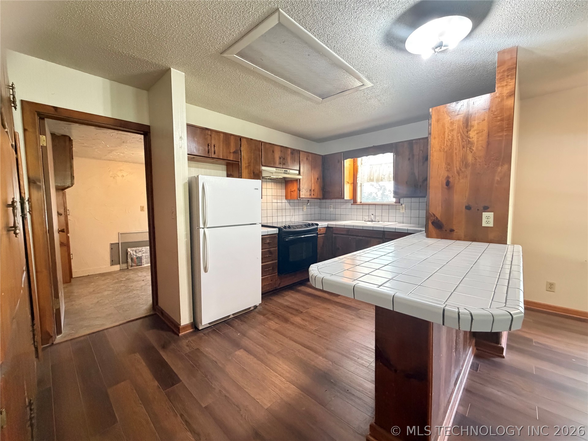 203 N E Street Property Photo 21