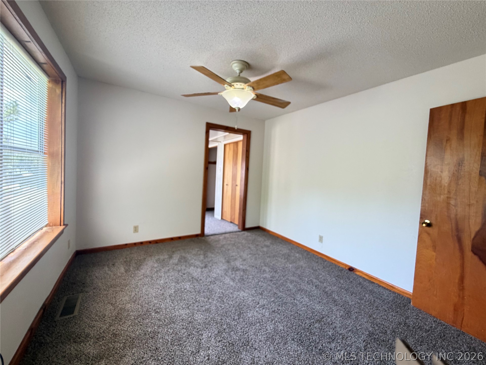 203 N E Street Property Photo 26