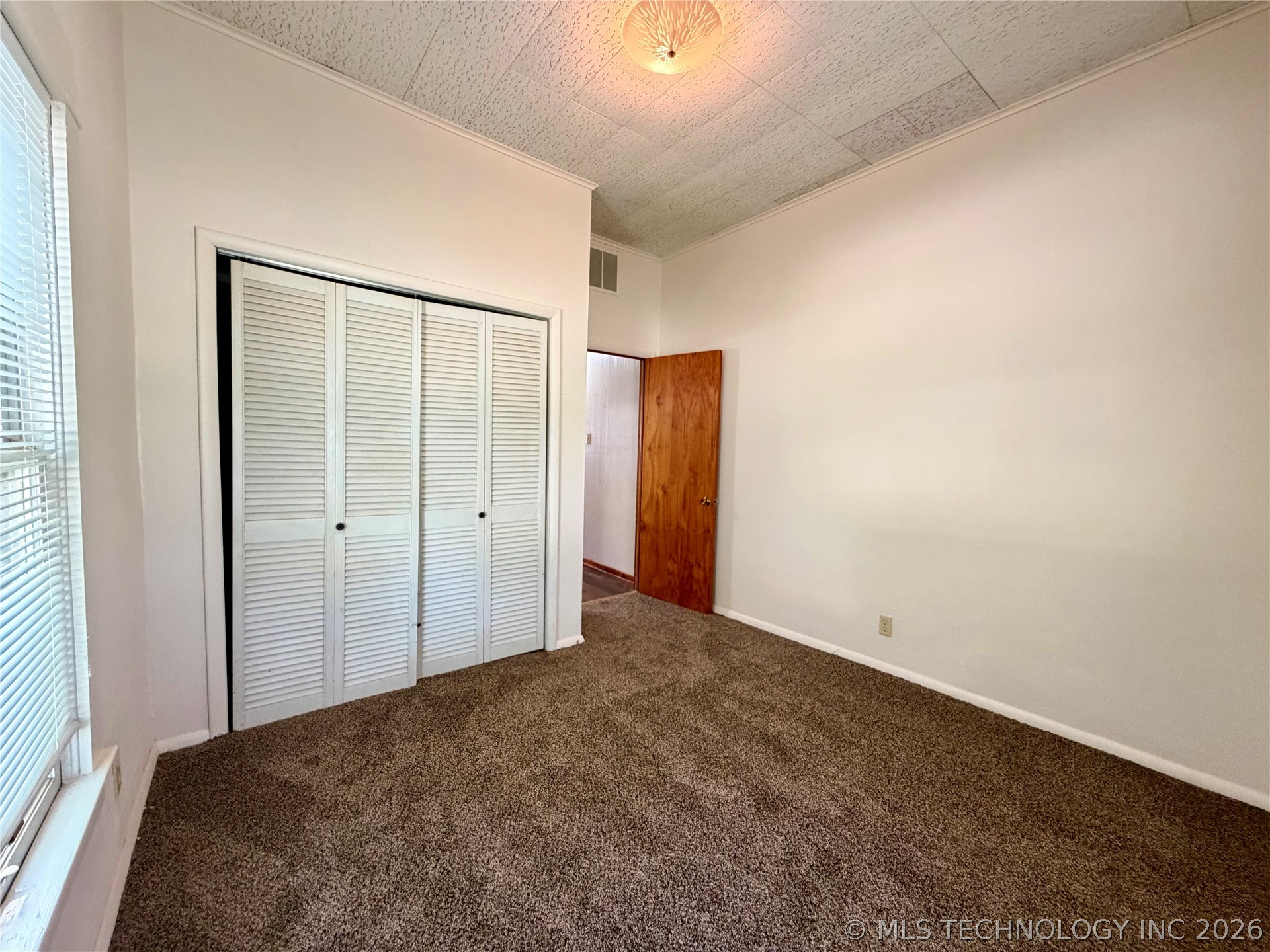 203 N E Street Property Photo 35