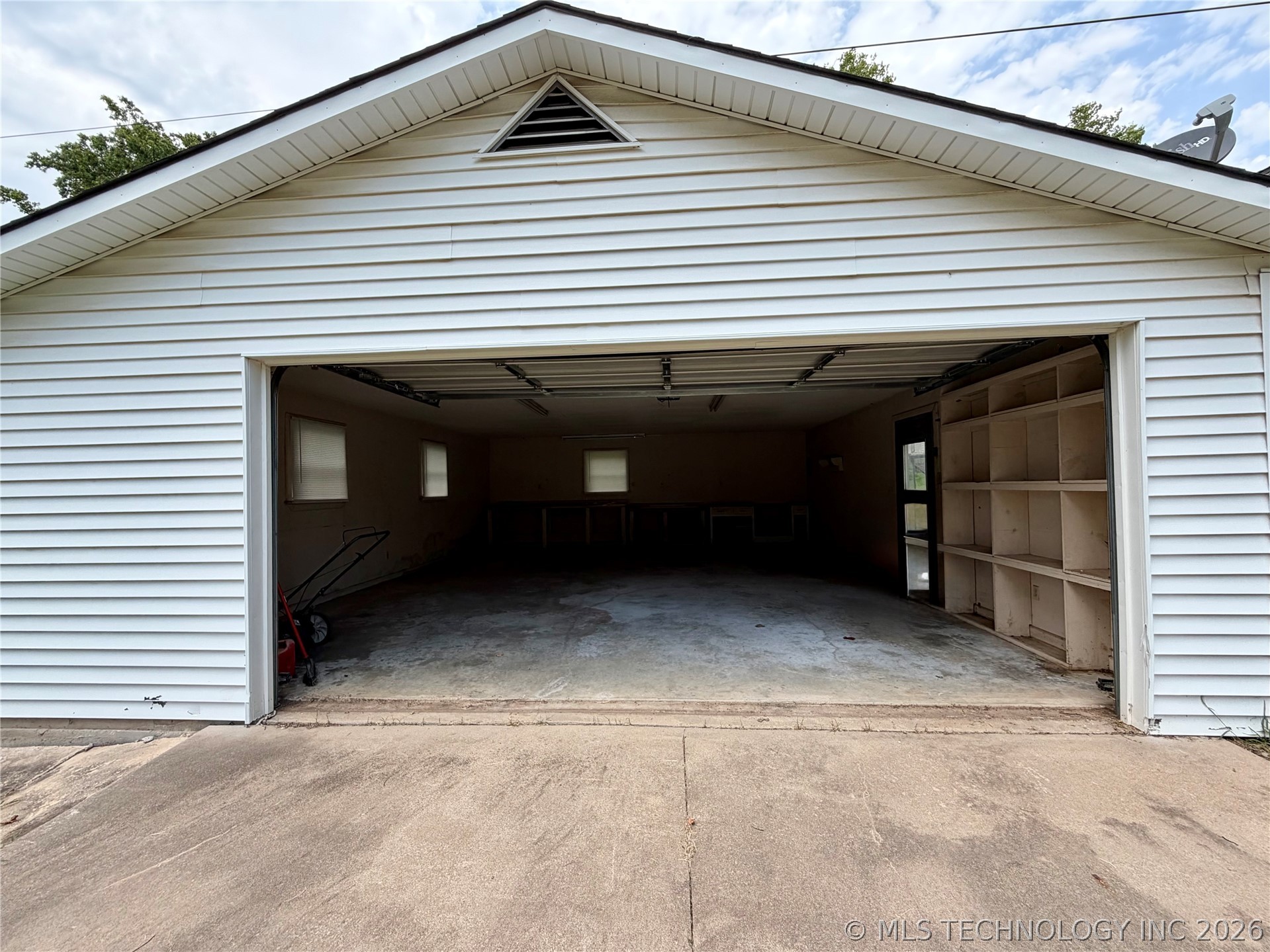 203 N E Street Property Photo 44