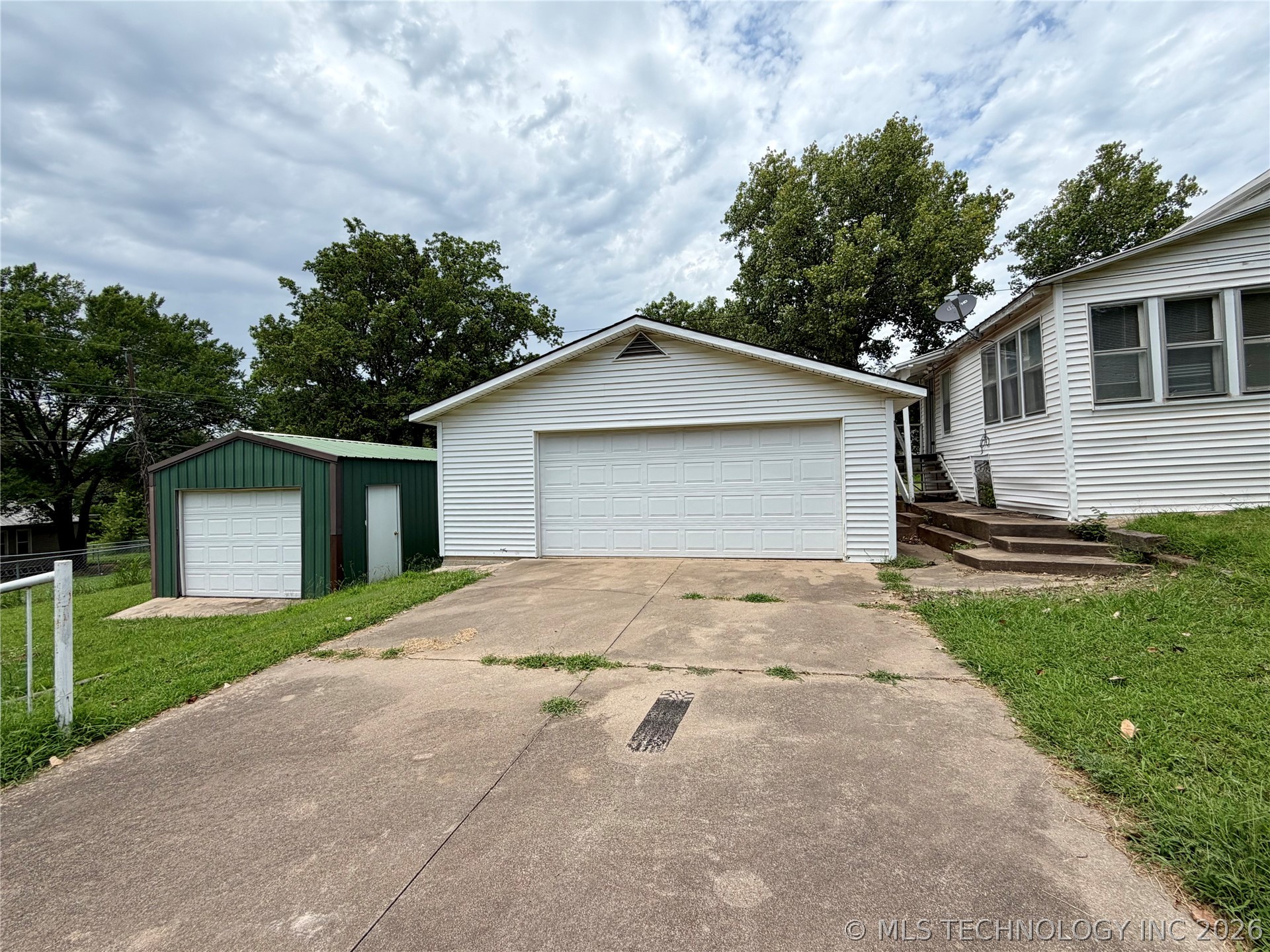 203 N E Street Property Photo 46