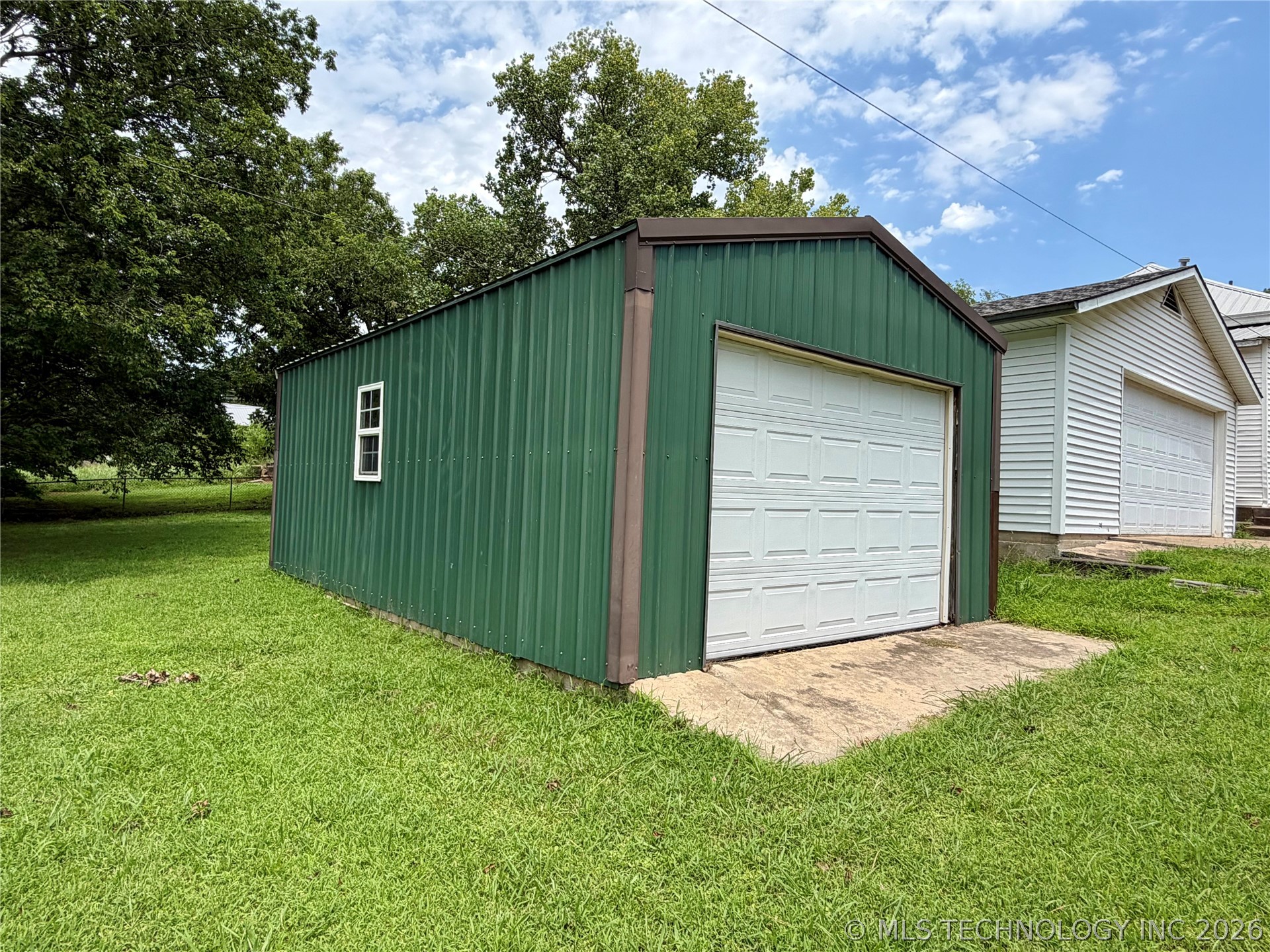 203 N E Street Property Photo 47