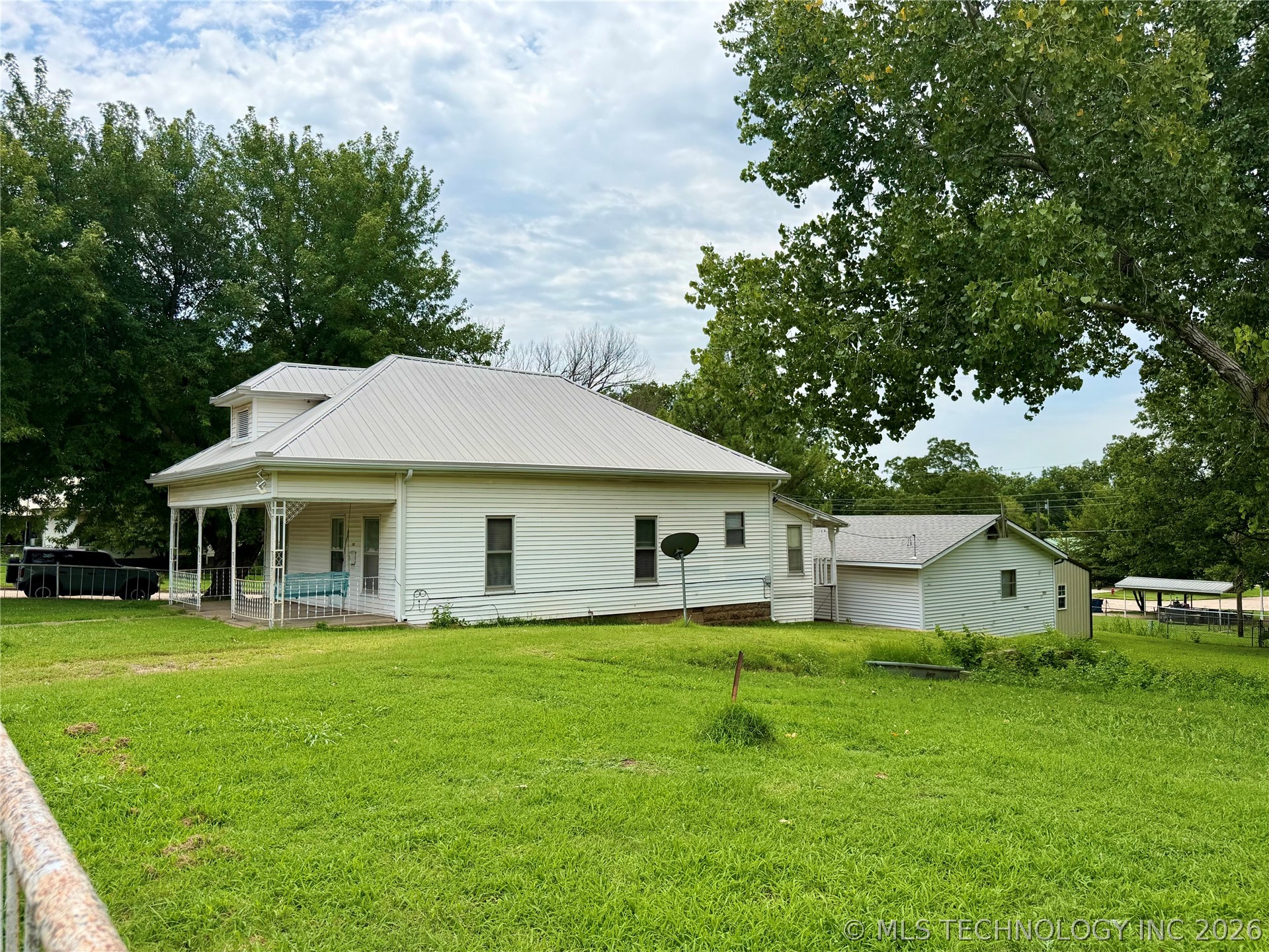 203 N E Street Property Photo 50