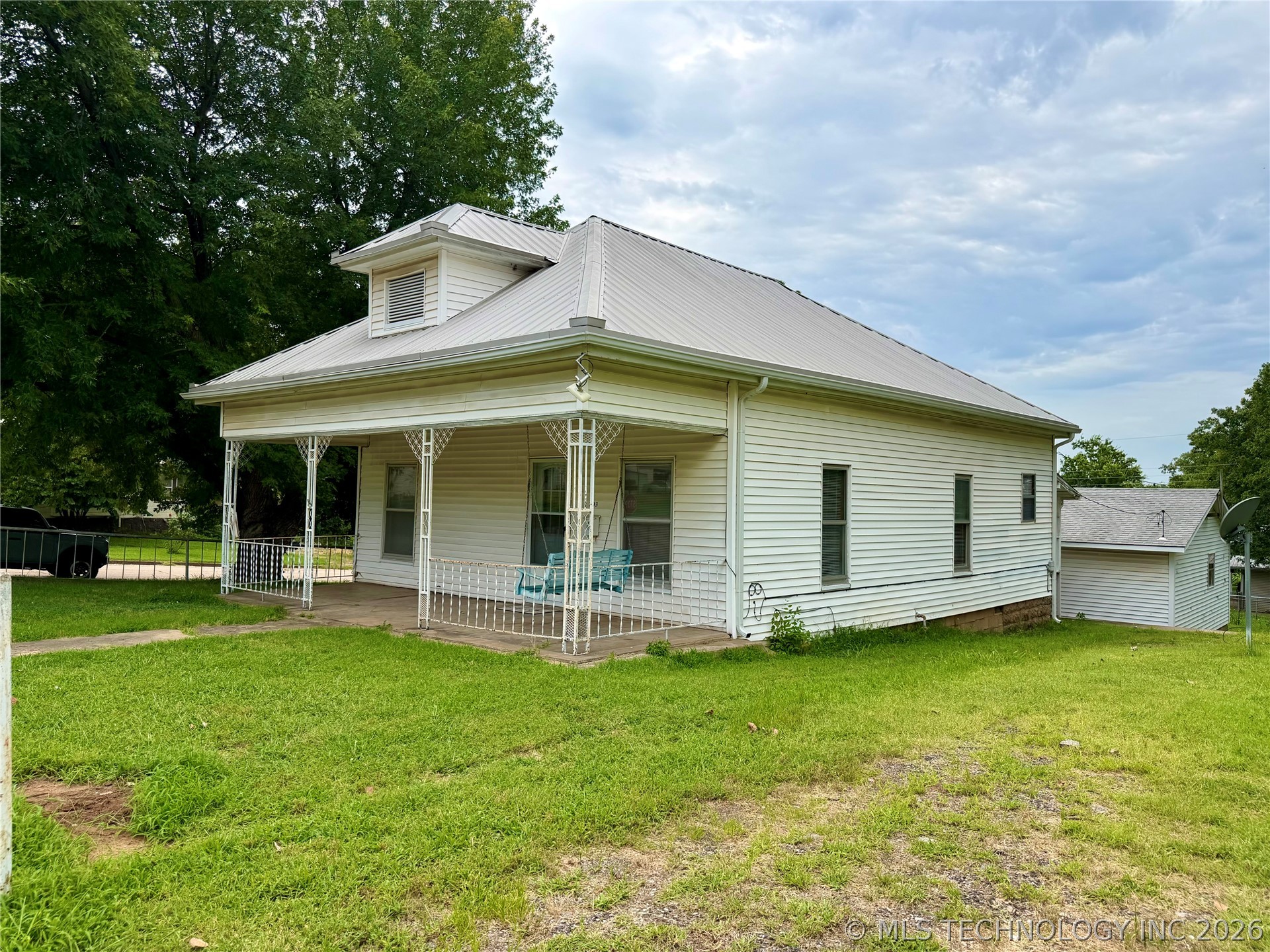 203 N E Street Property Photo 57