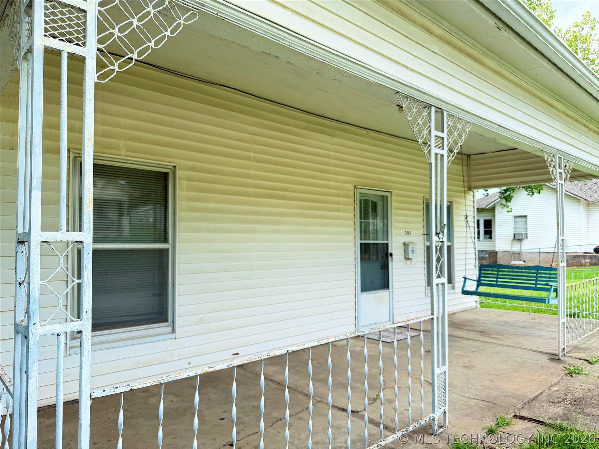 203 N E Street Property Photo 58