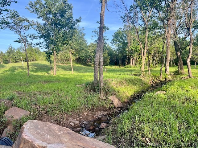 W Gilcrease Expressway Property Photo 3