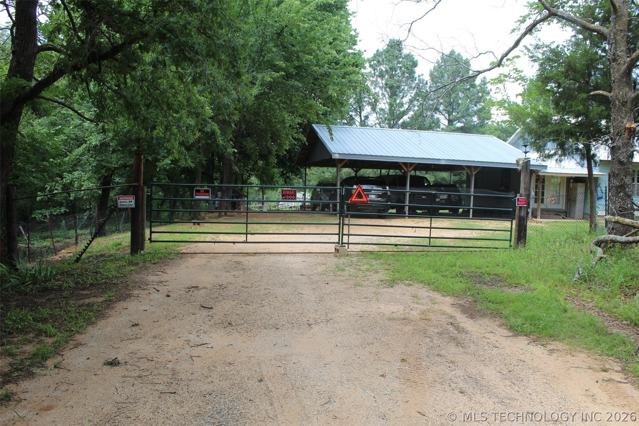 99696 N N3750 Road Property Photo 5