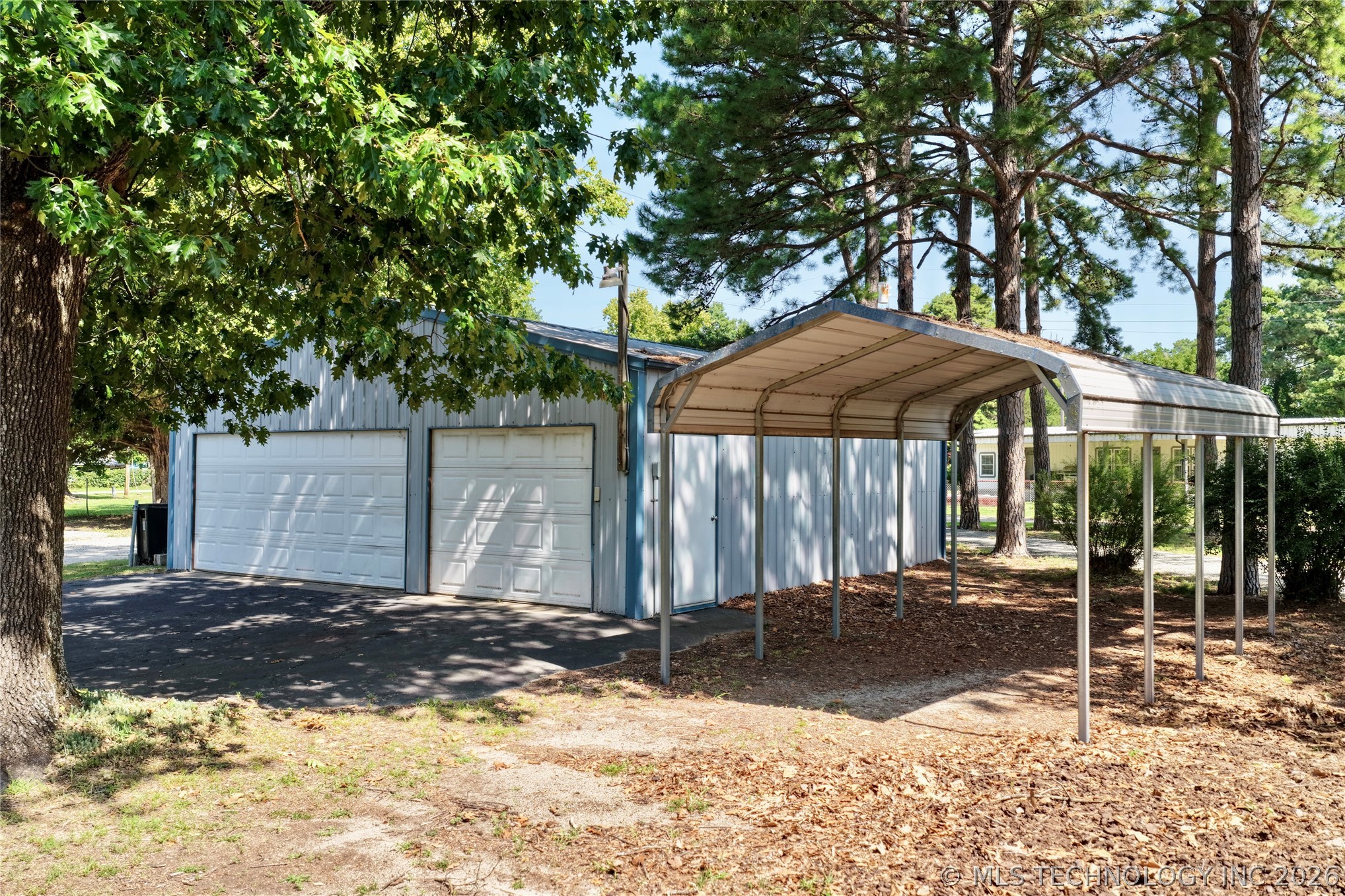 117791 S 4209 Property Photo 3