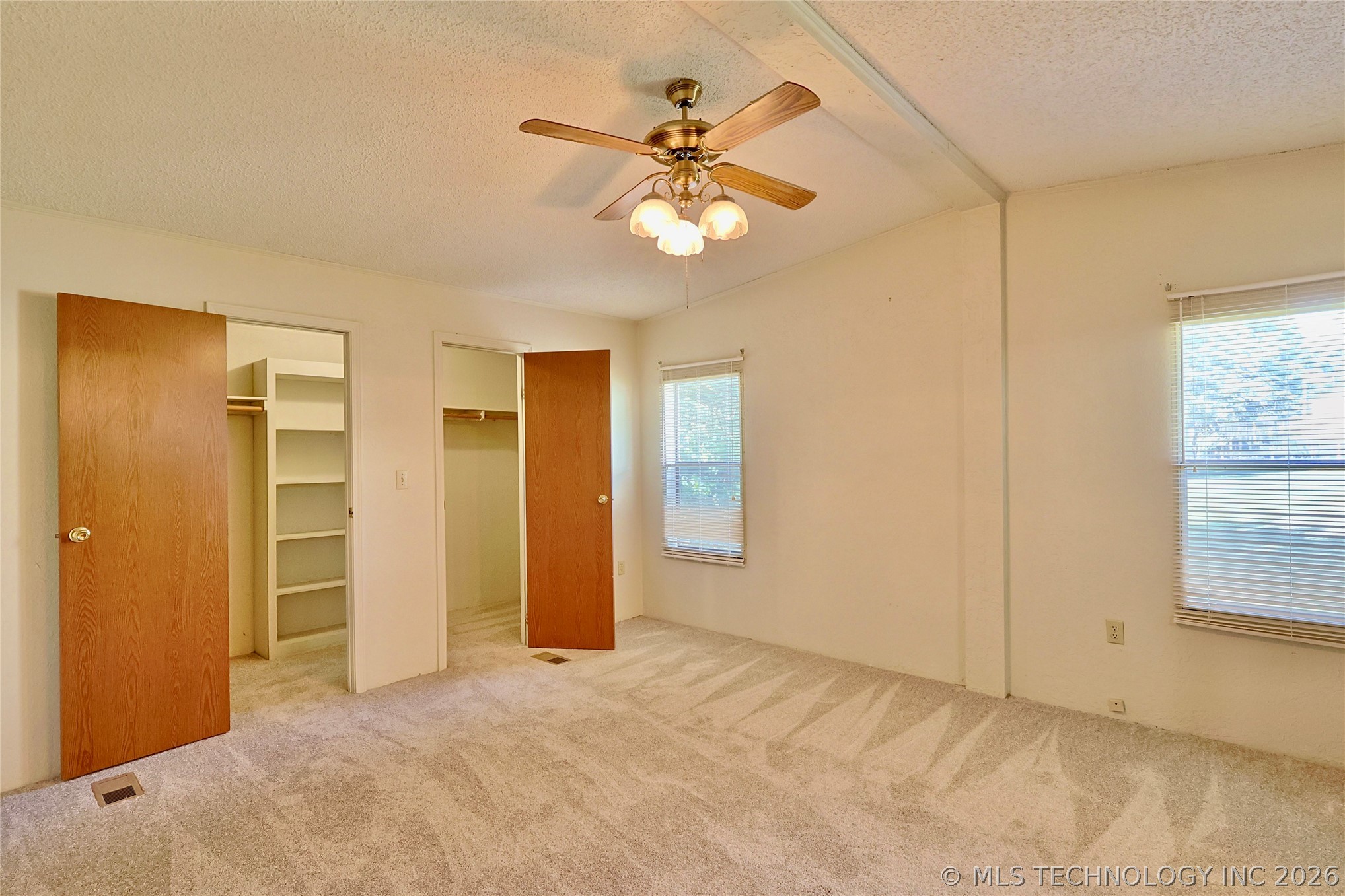 117791 S 4209 Property Photo 17