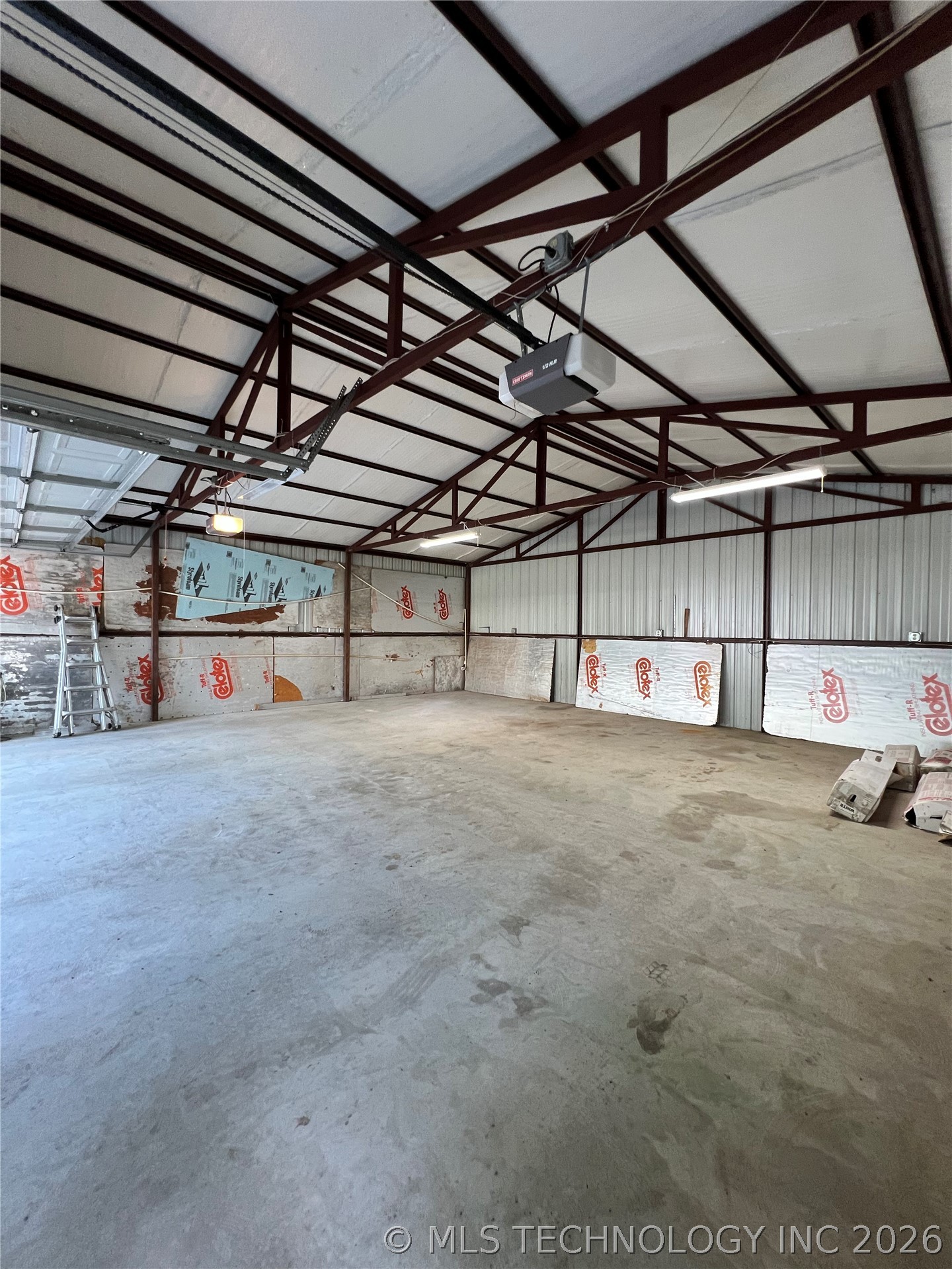 117791 S 4209 Property Photo 32
