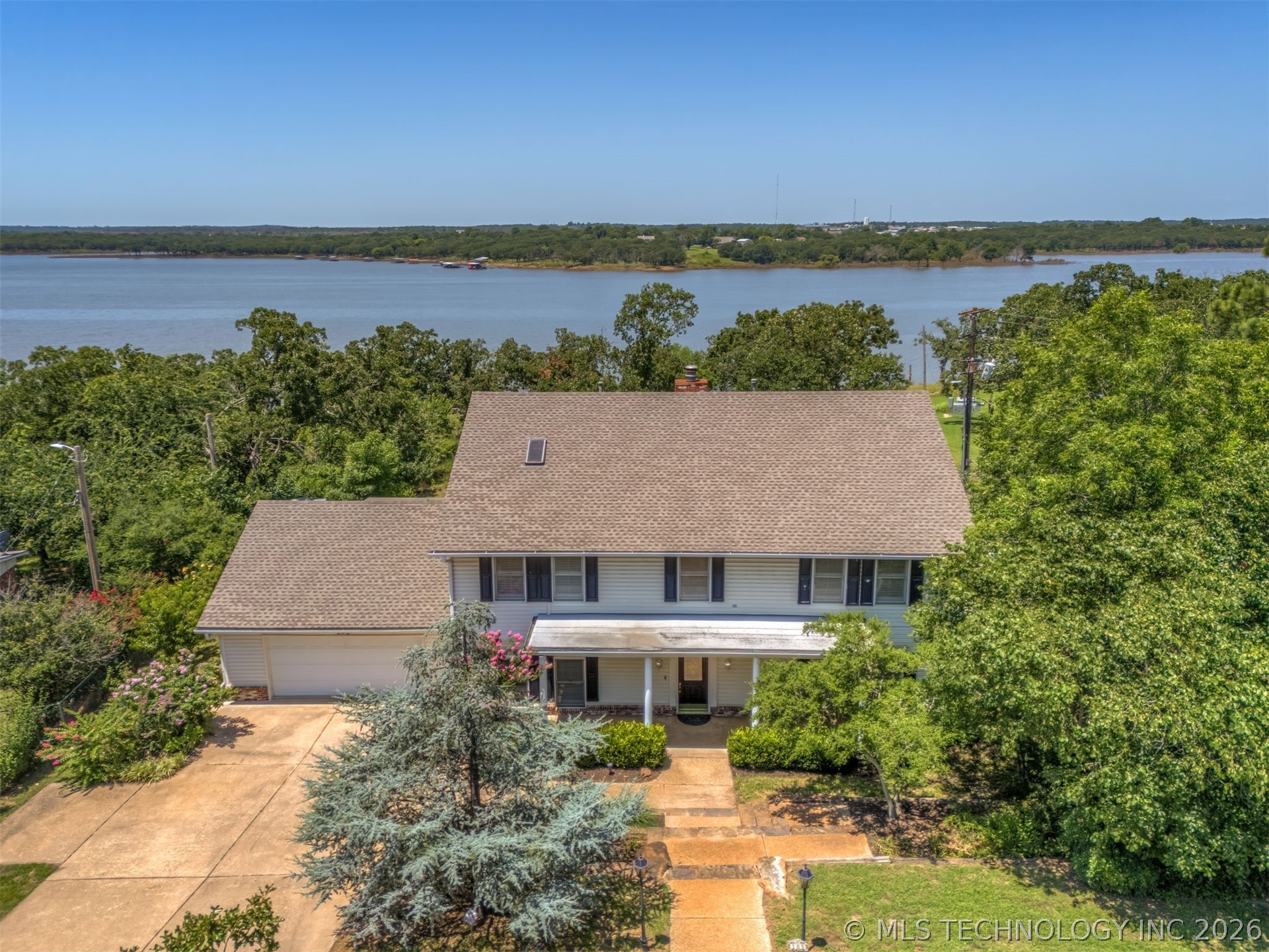 105 Canoe Cove