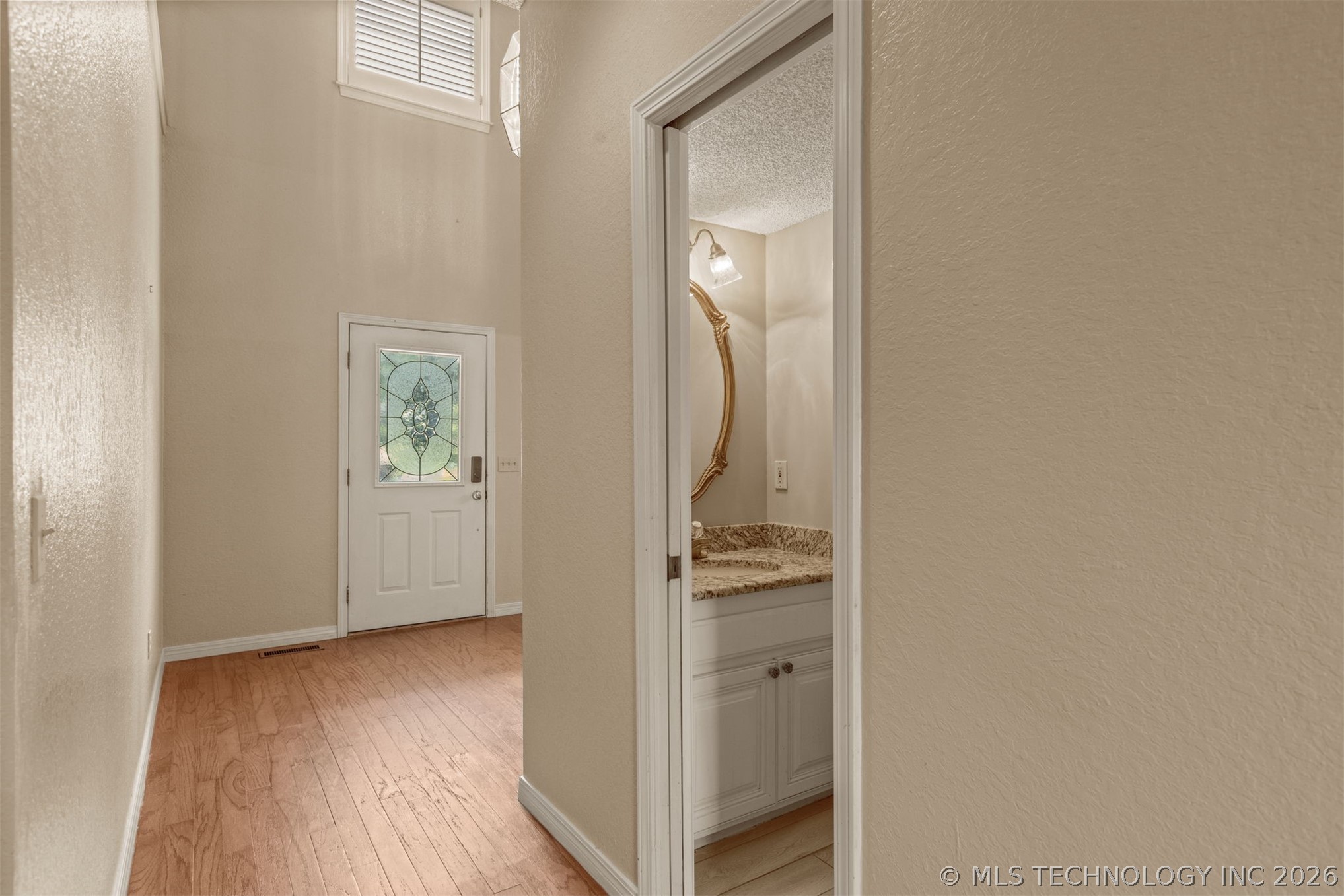 105 Canoe Cove Property Photo 10