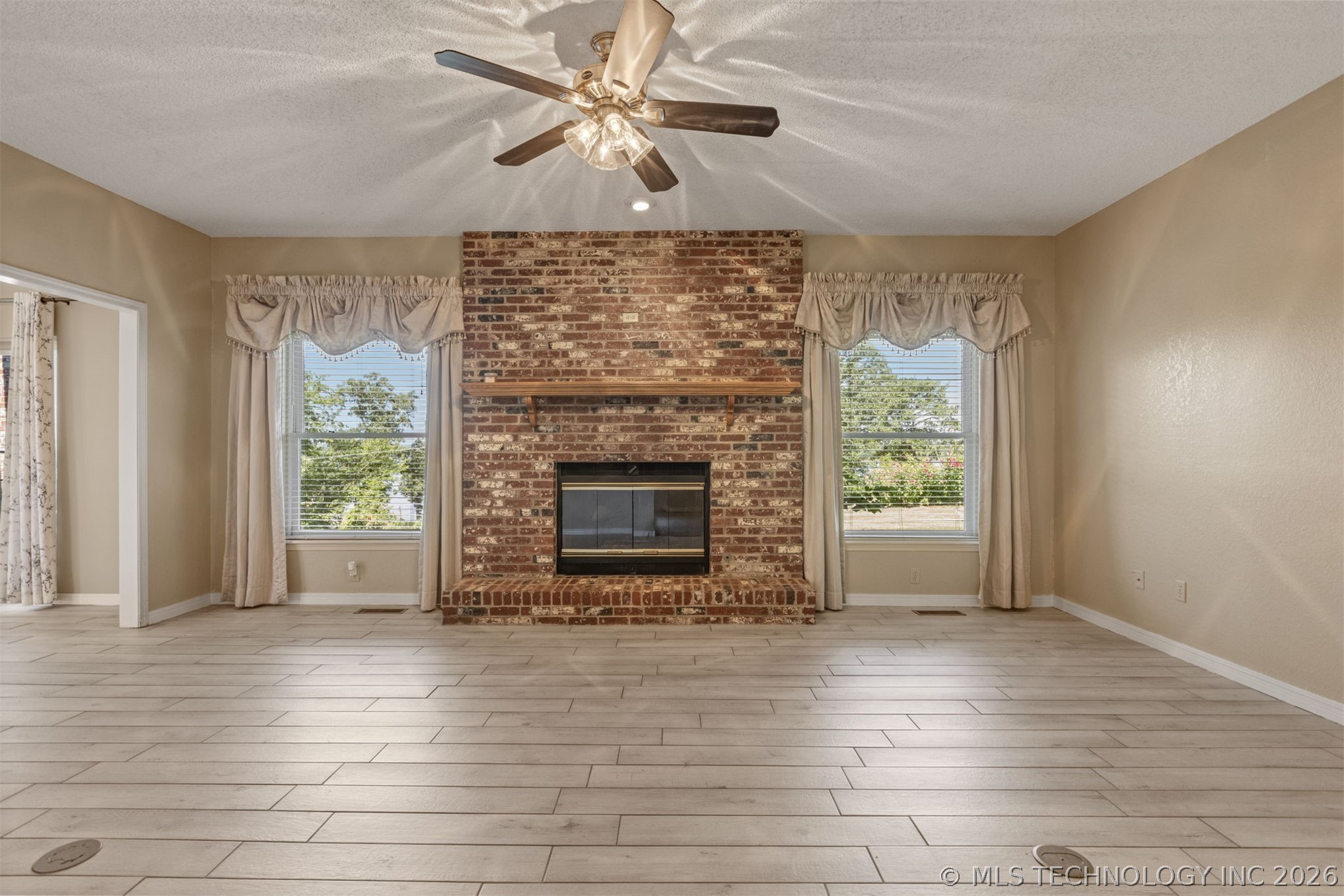 105 Canoe Cove Property Photo 15