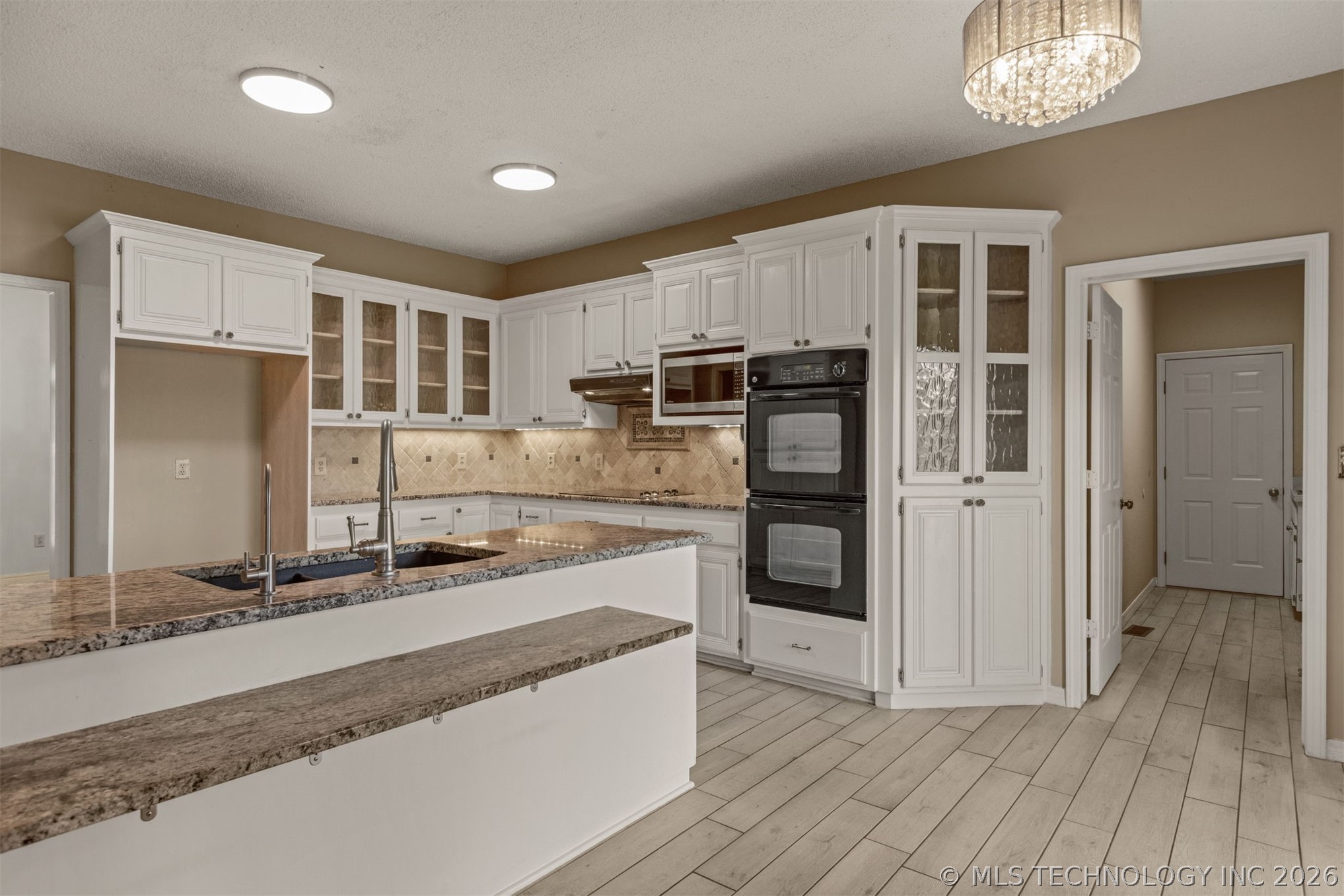 105 Canoe Cove Property Photo 19