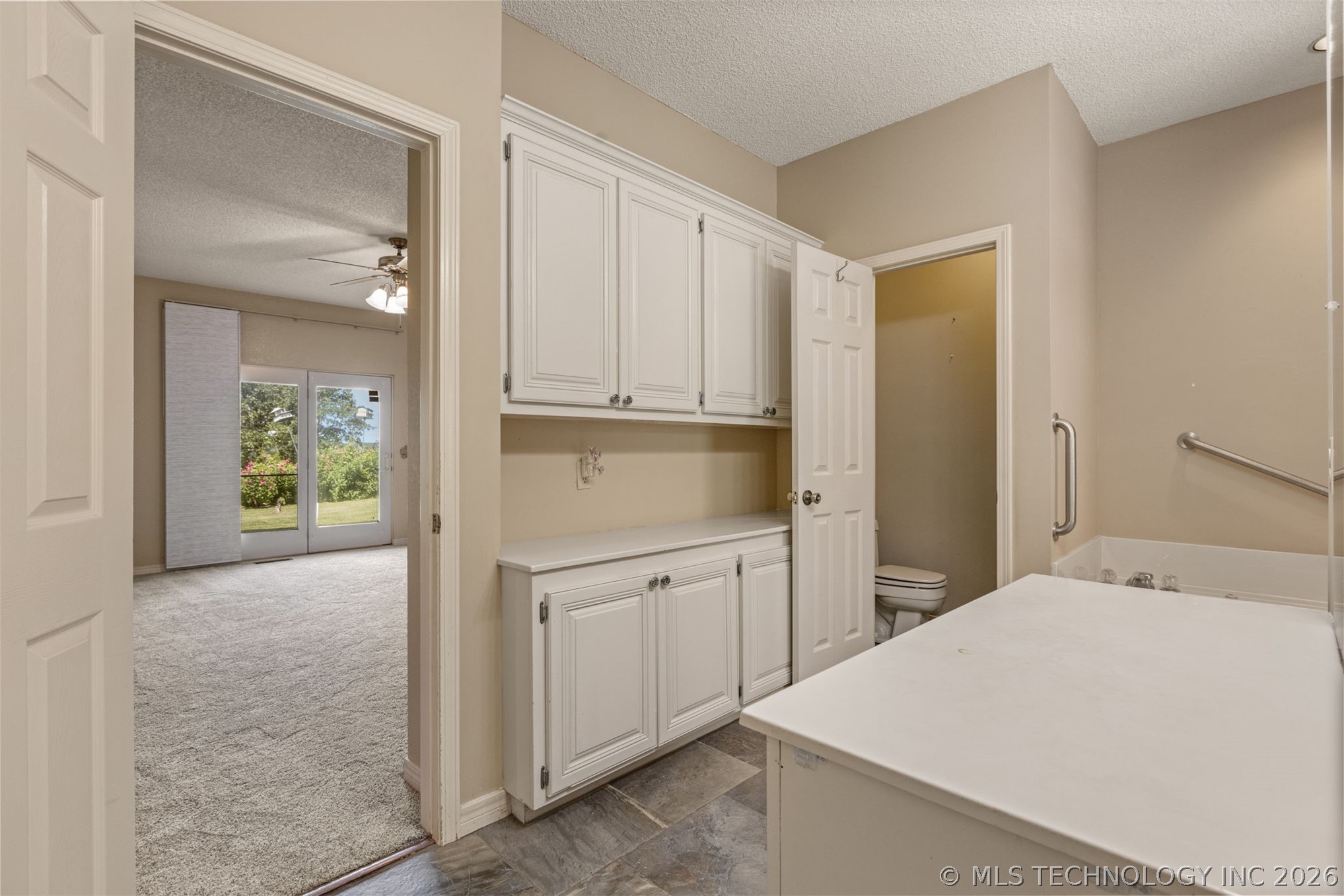 105 Canoe Cove Property Photo 45