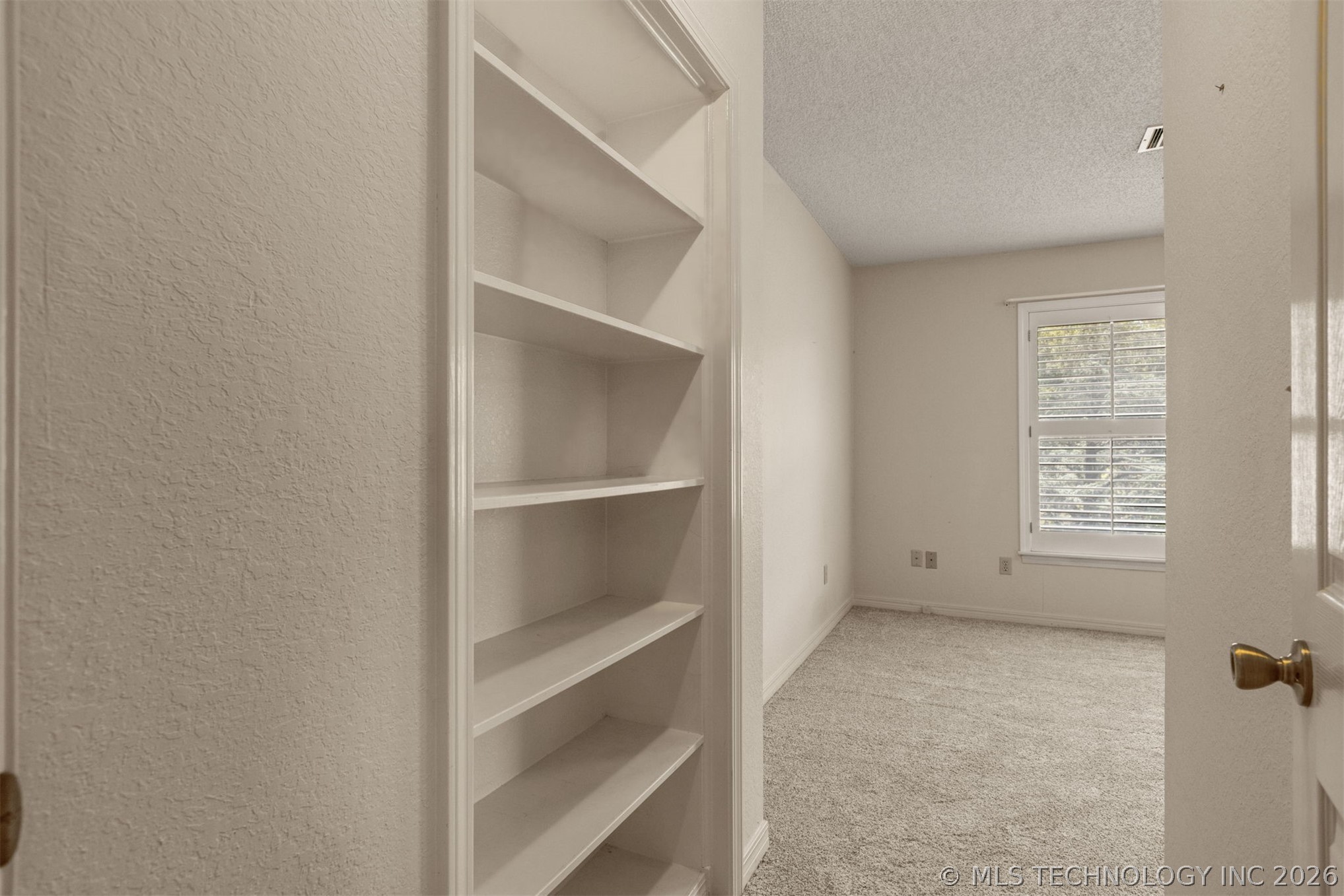 105 Canoe Cove Property Photo 65