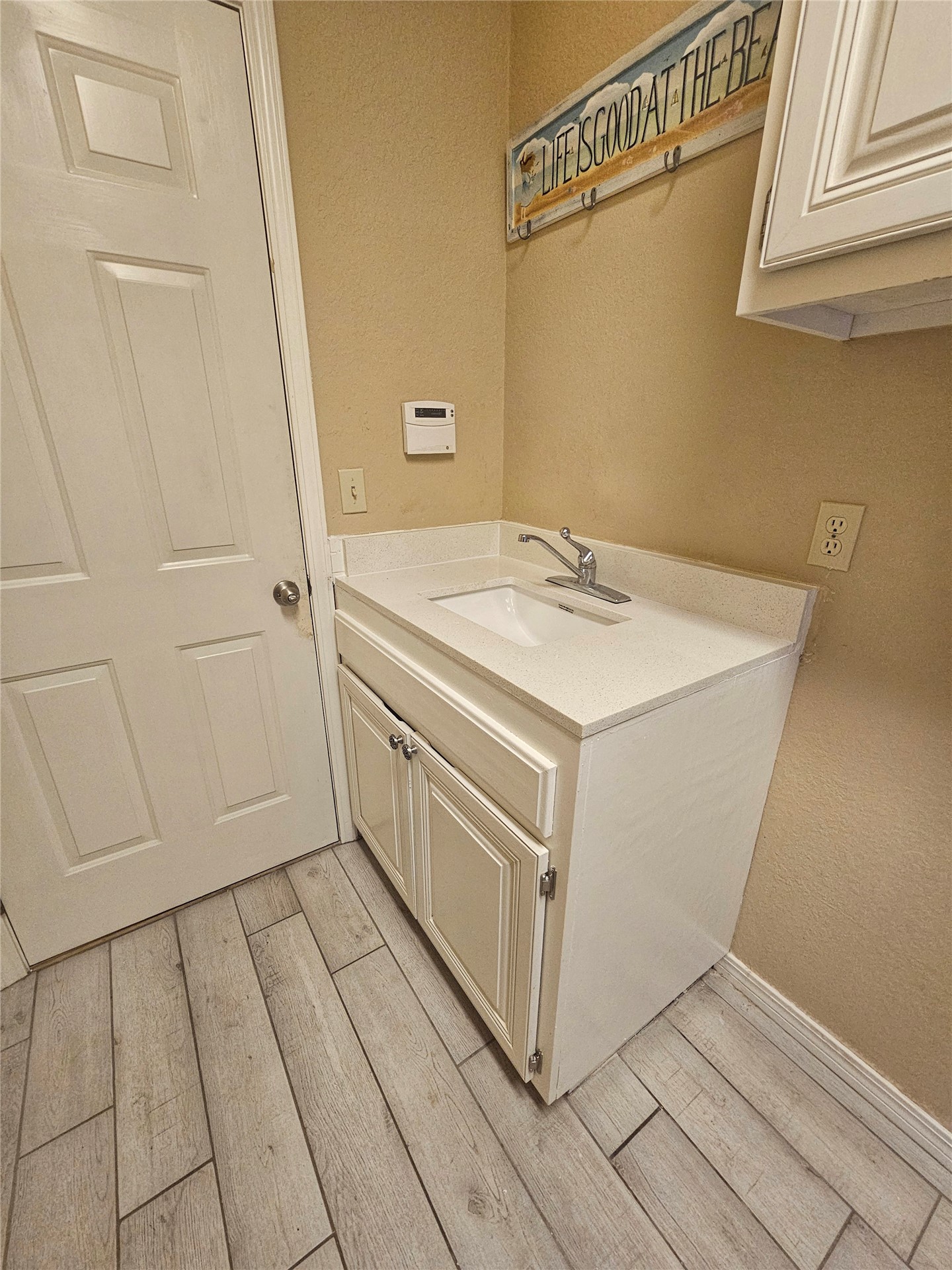 105 Canoe Cove Property Photo 81