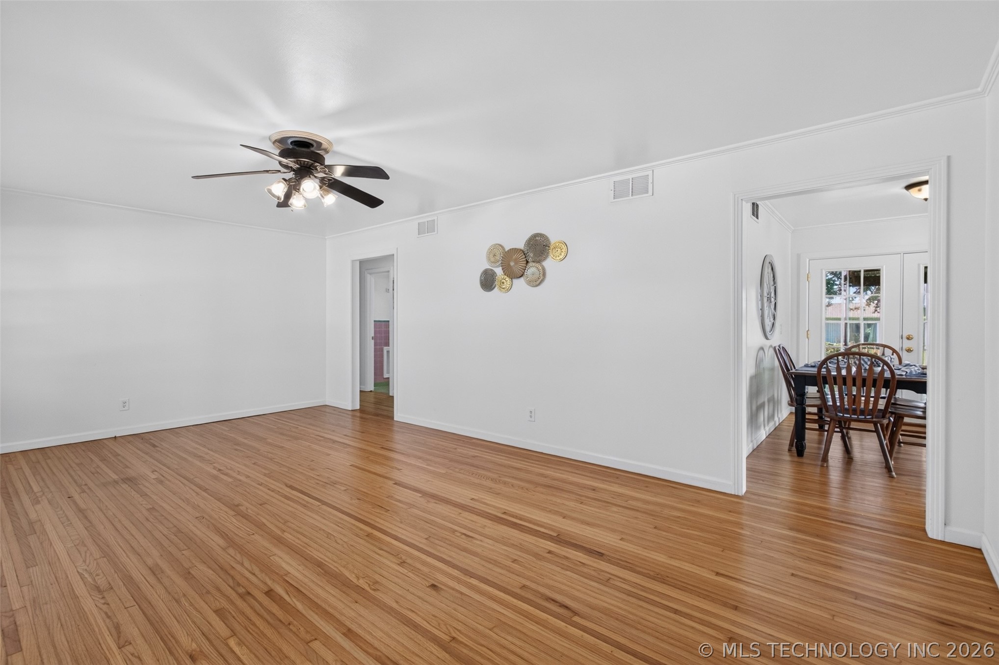 4556 E 28th Street Property Photo 14