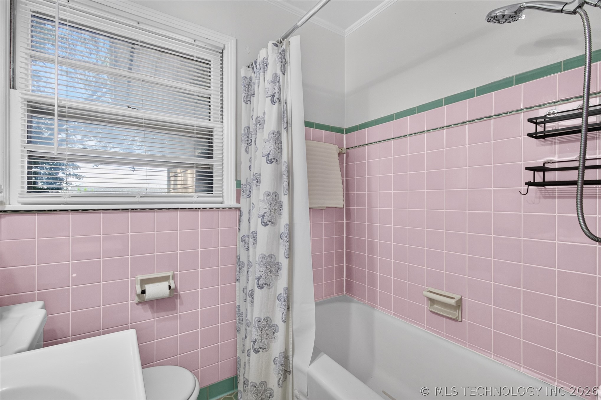 4556 E 28th Street Property Photo 47