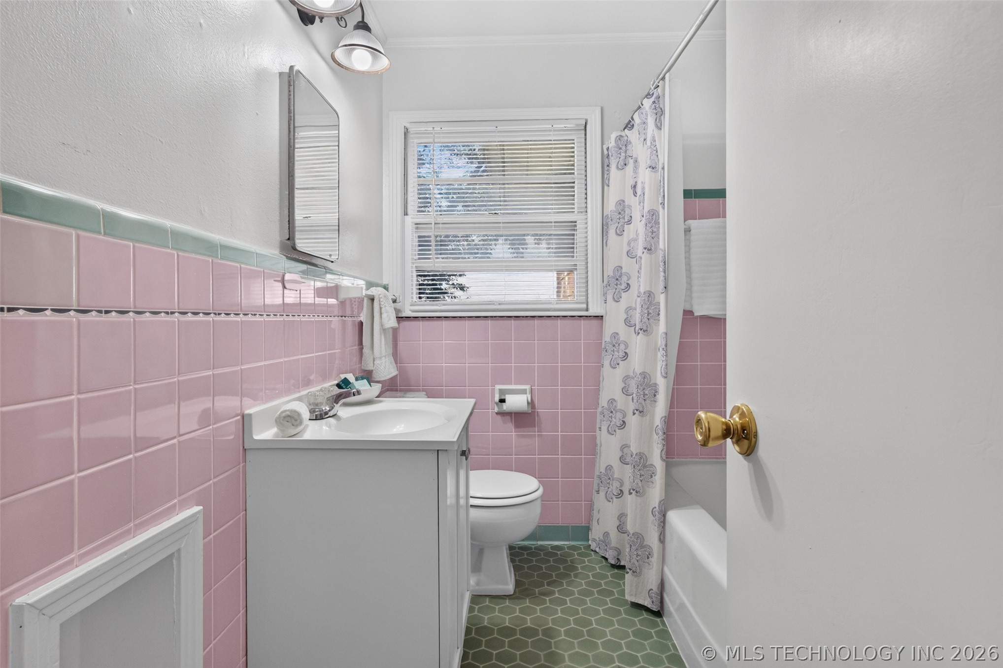4556 E 28th Street Property Photo 49