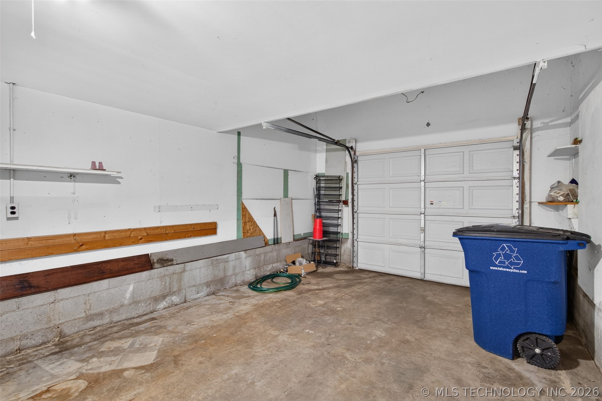 4556 E 28th Street Property Photo 51