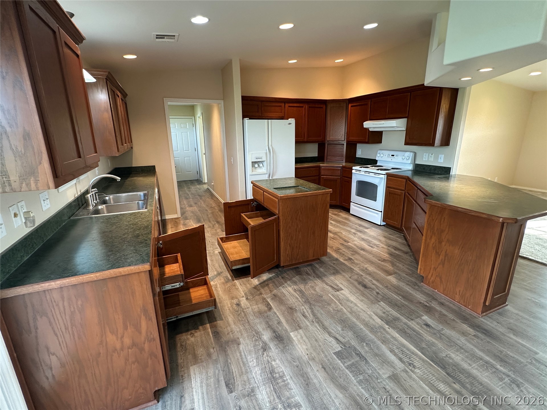 32188 S 4440 Road Property Photo 11