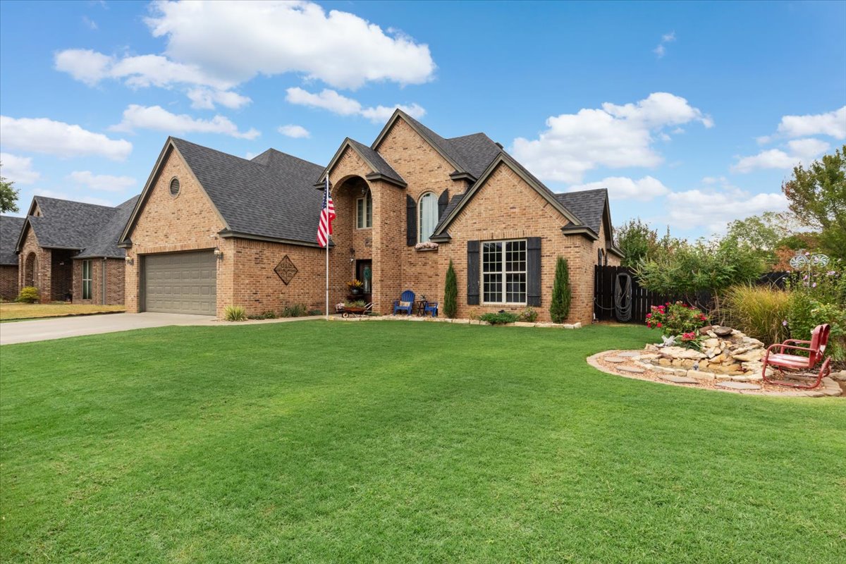 1002 Beretta Boulevard Property Photo 2
