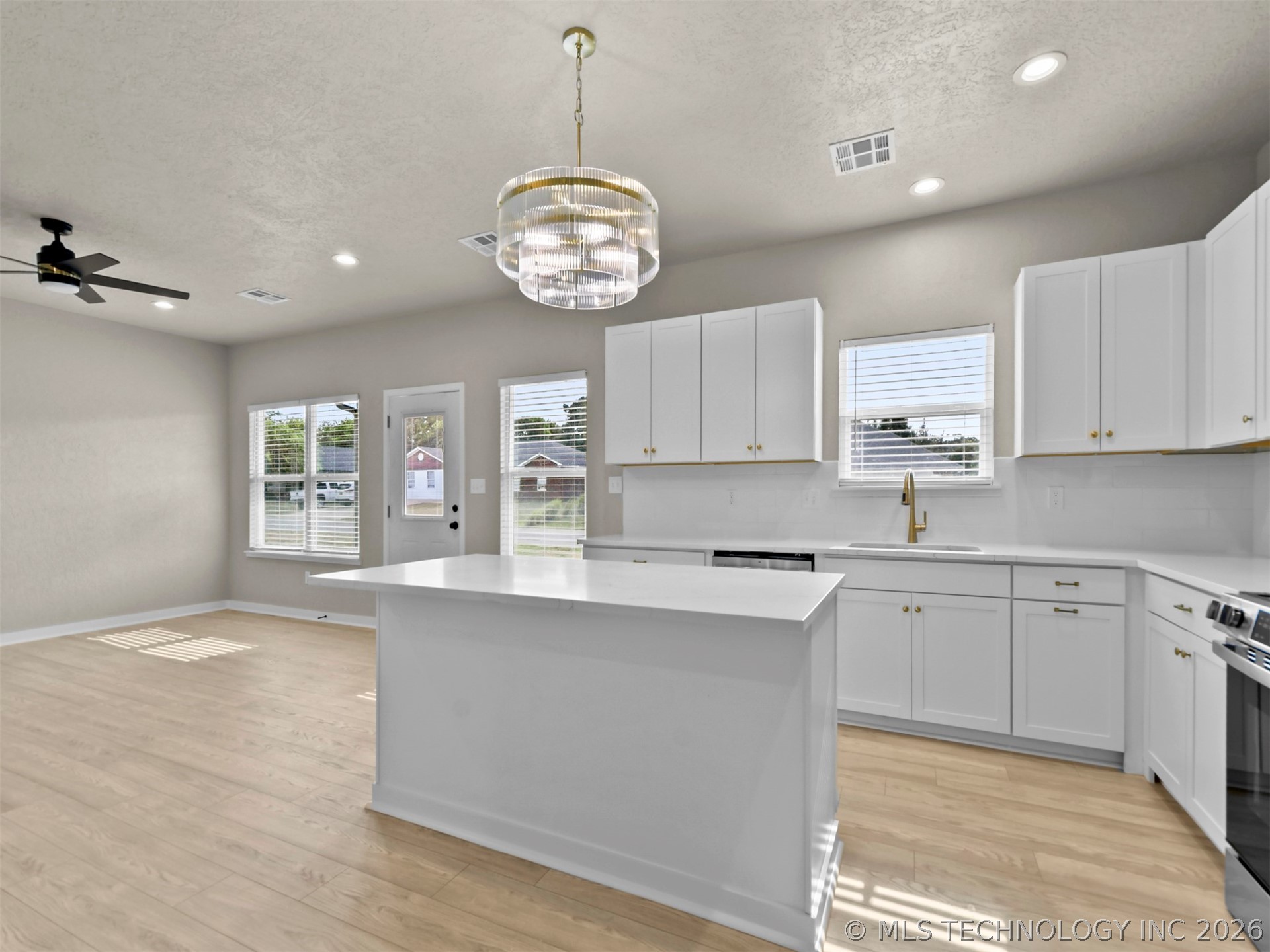 51 Aspen Circle Property Photo 6