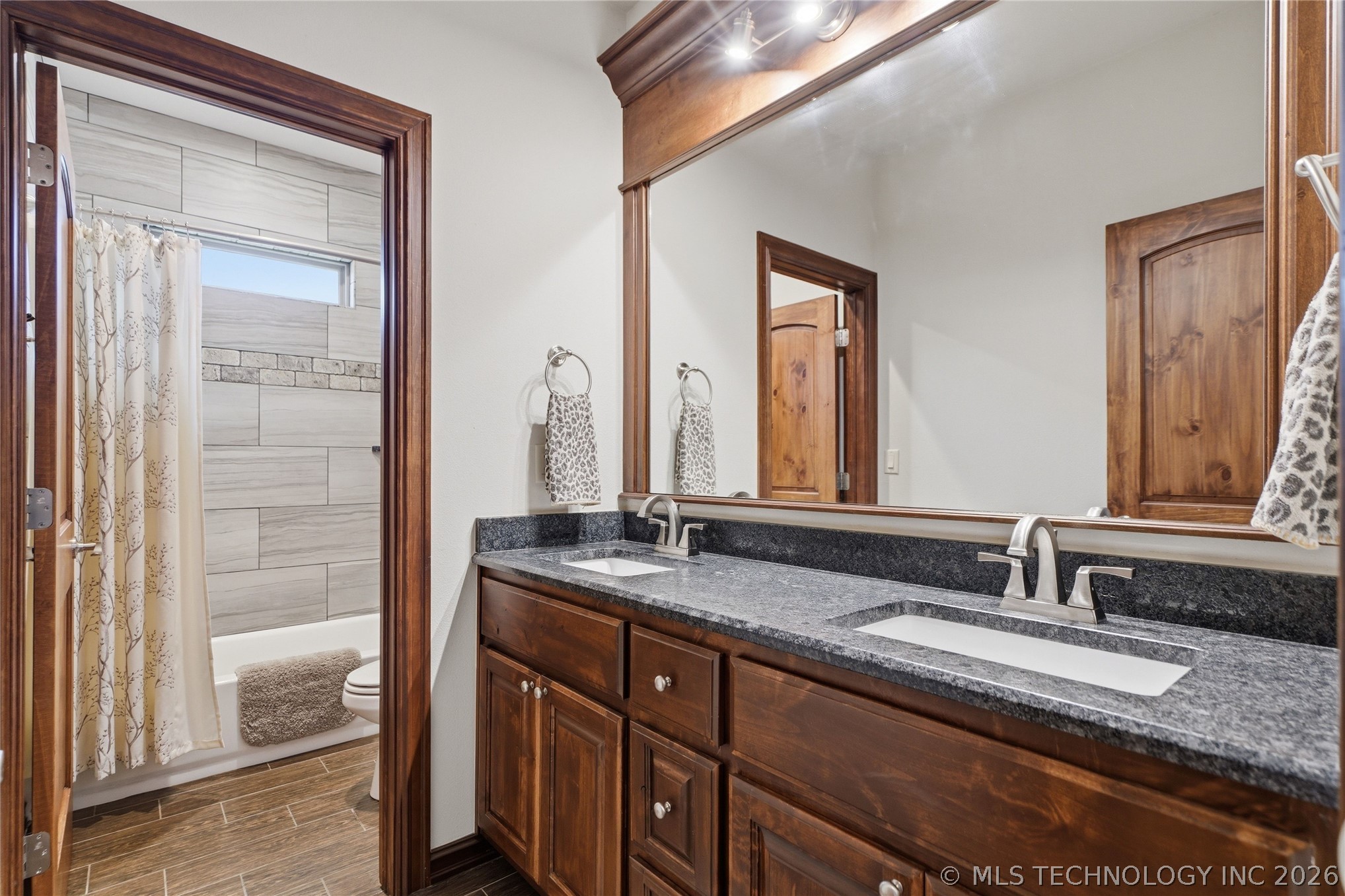 2628 E 136th Street S Property Photo 42