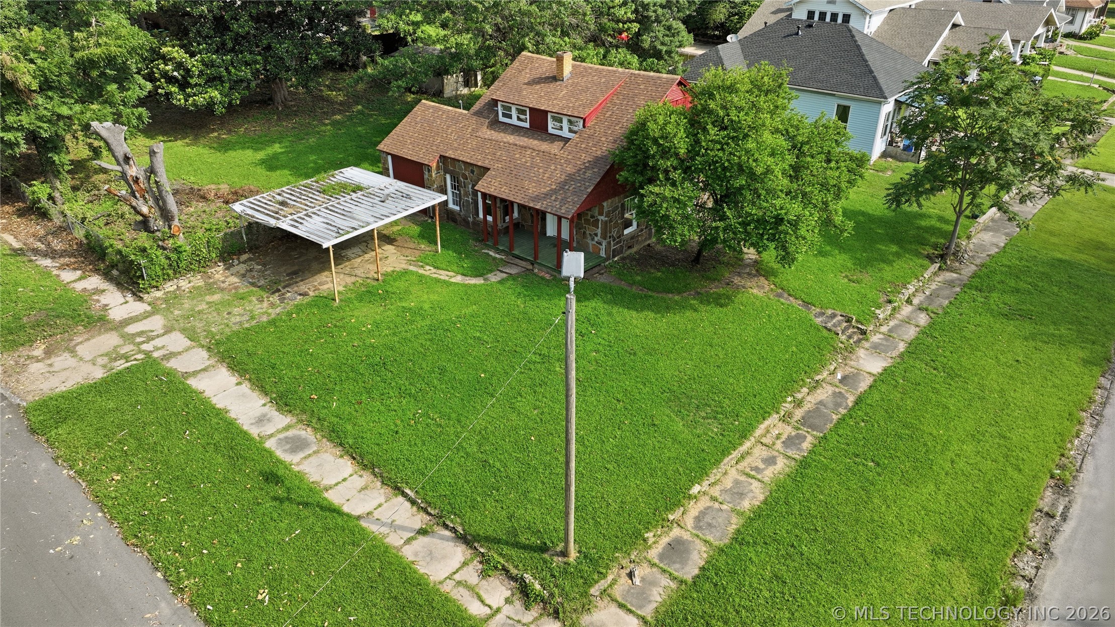 227 S 11th Street Property Photo 3