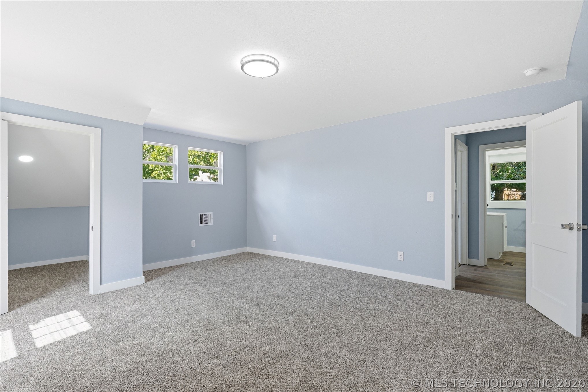 227 S 11th Street Property Photo 26