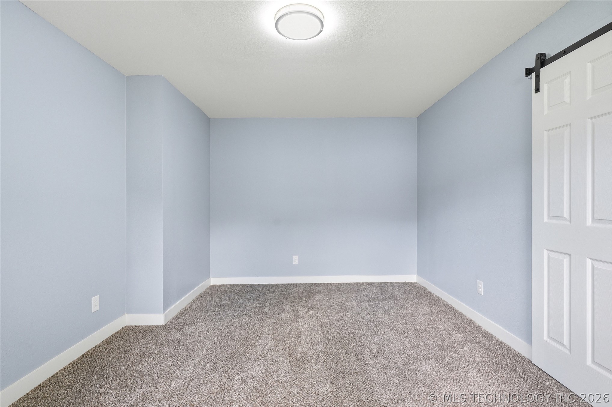 227 S 11th Street Property Photo 28