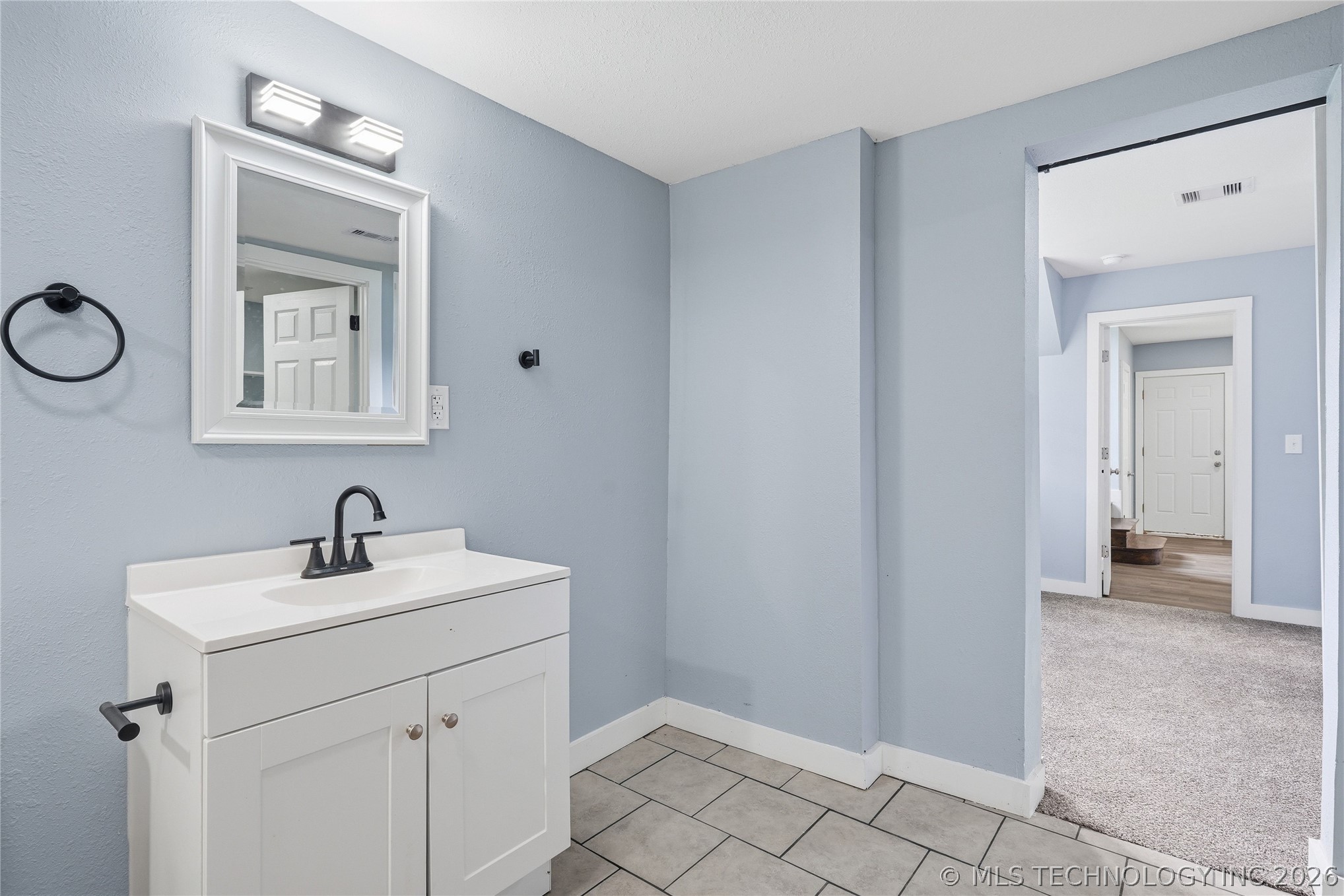 227 S 11th Street Property Photo 32