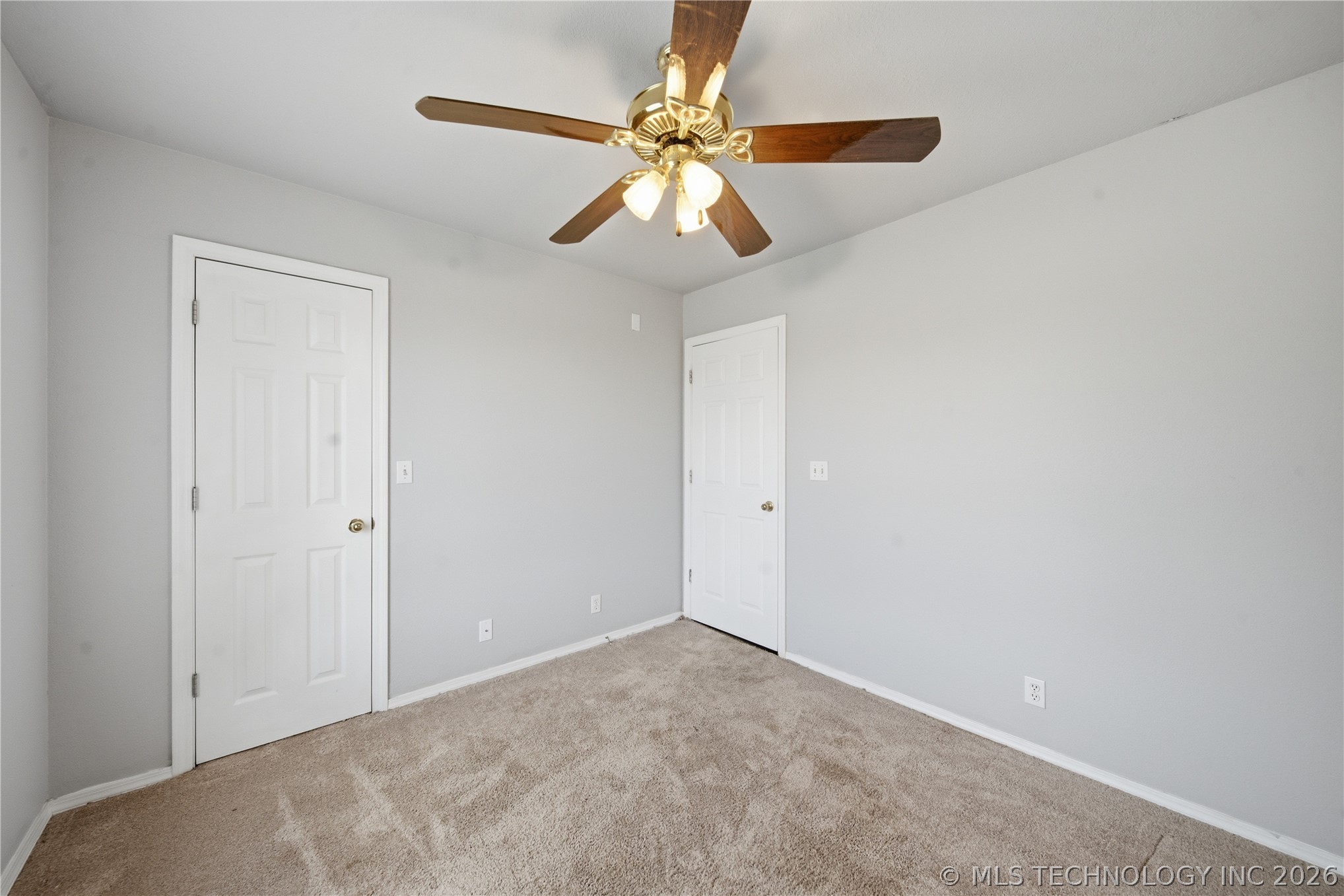 17817 N Louisville Avenue Property Photo 20