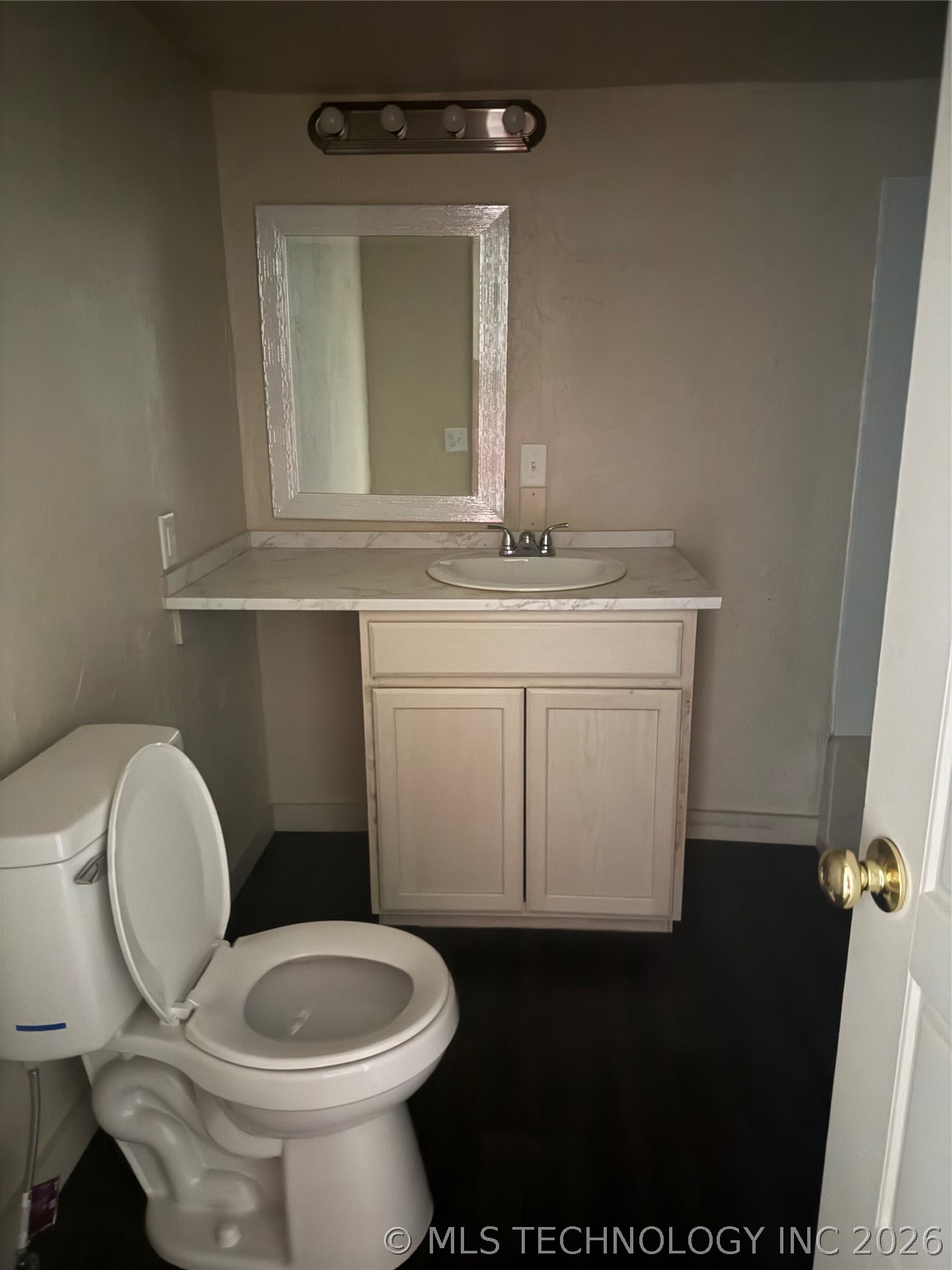 1321 Monta Avenue Property Photo 9